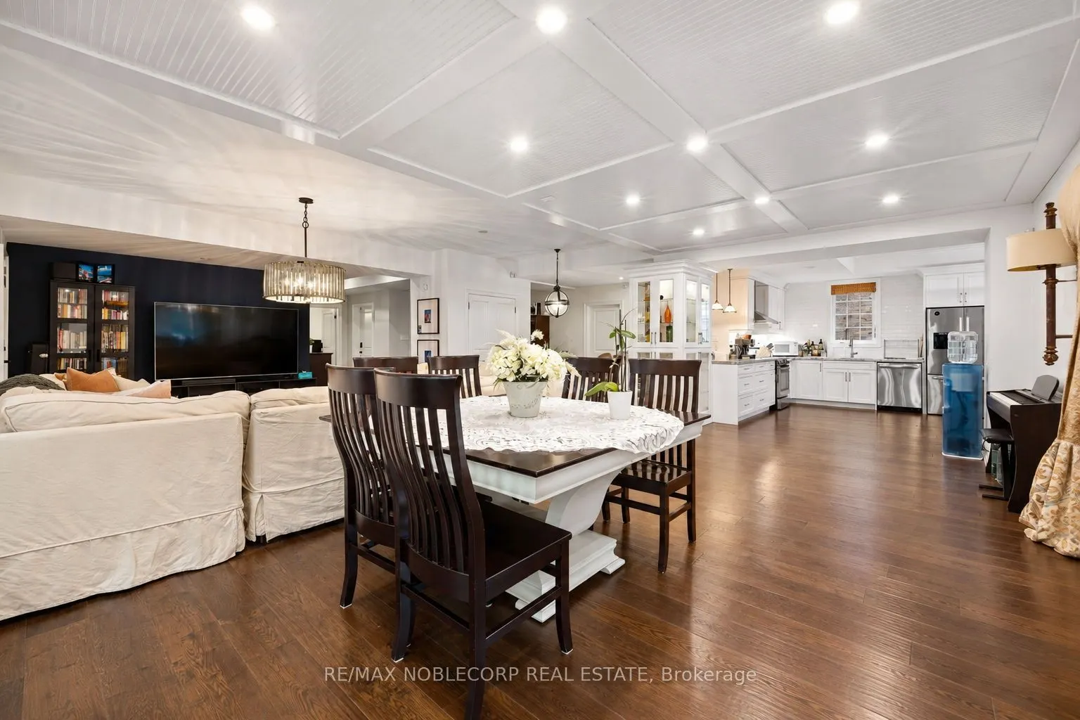 177 Grandvista Crescent