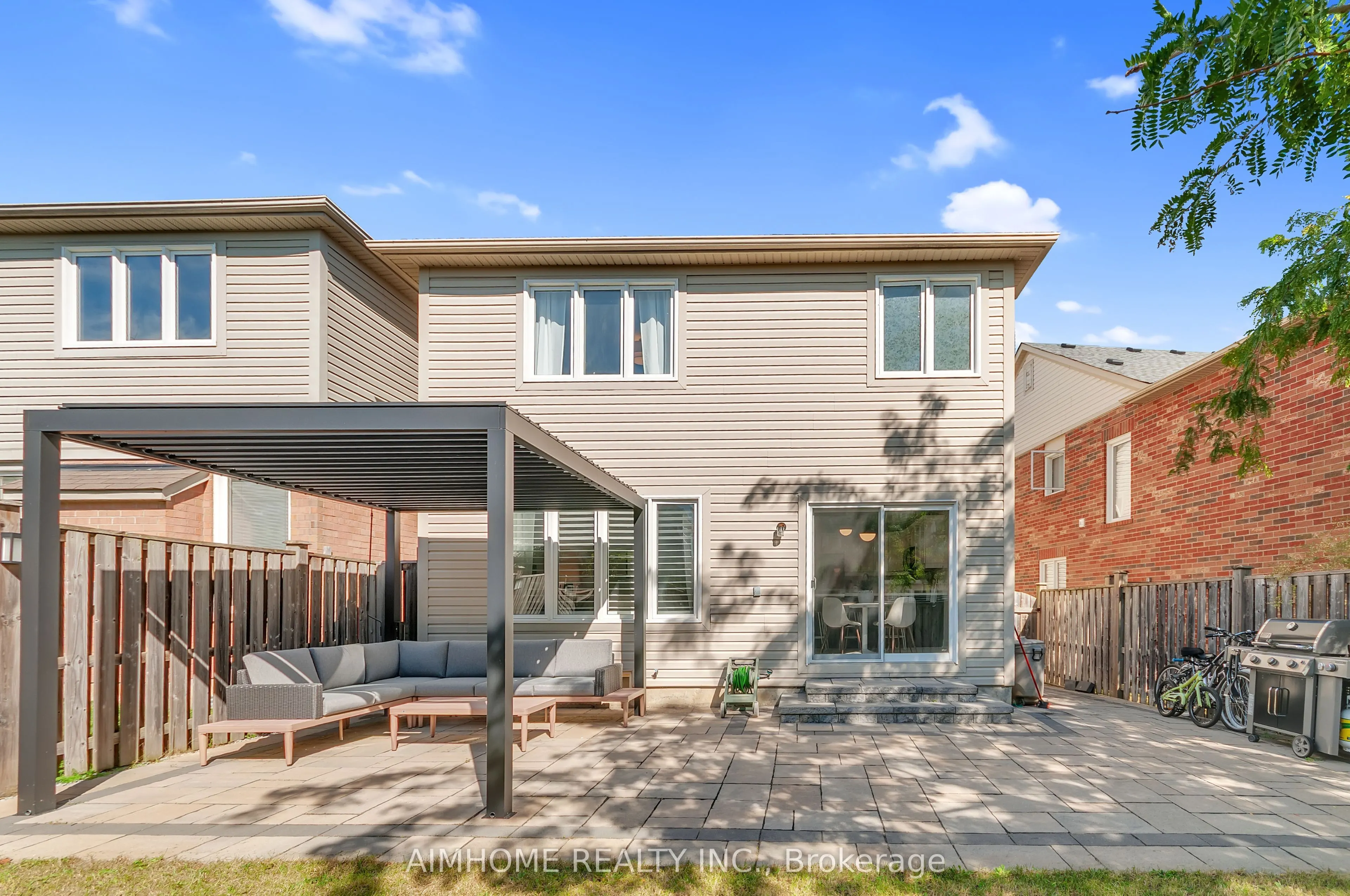 49 Fred Silvester Road