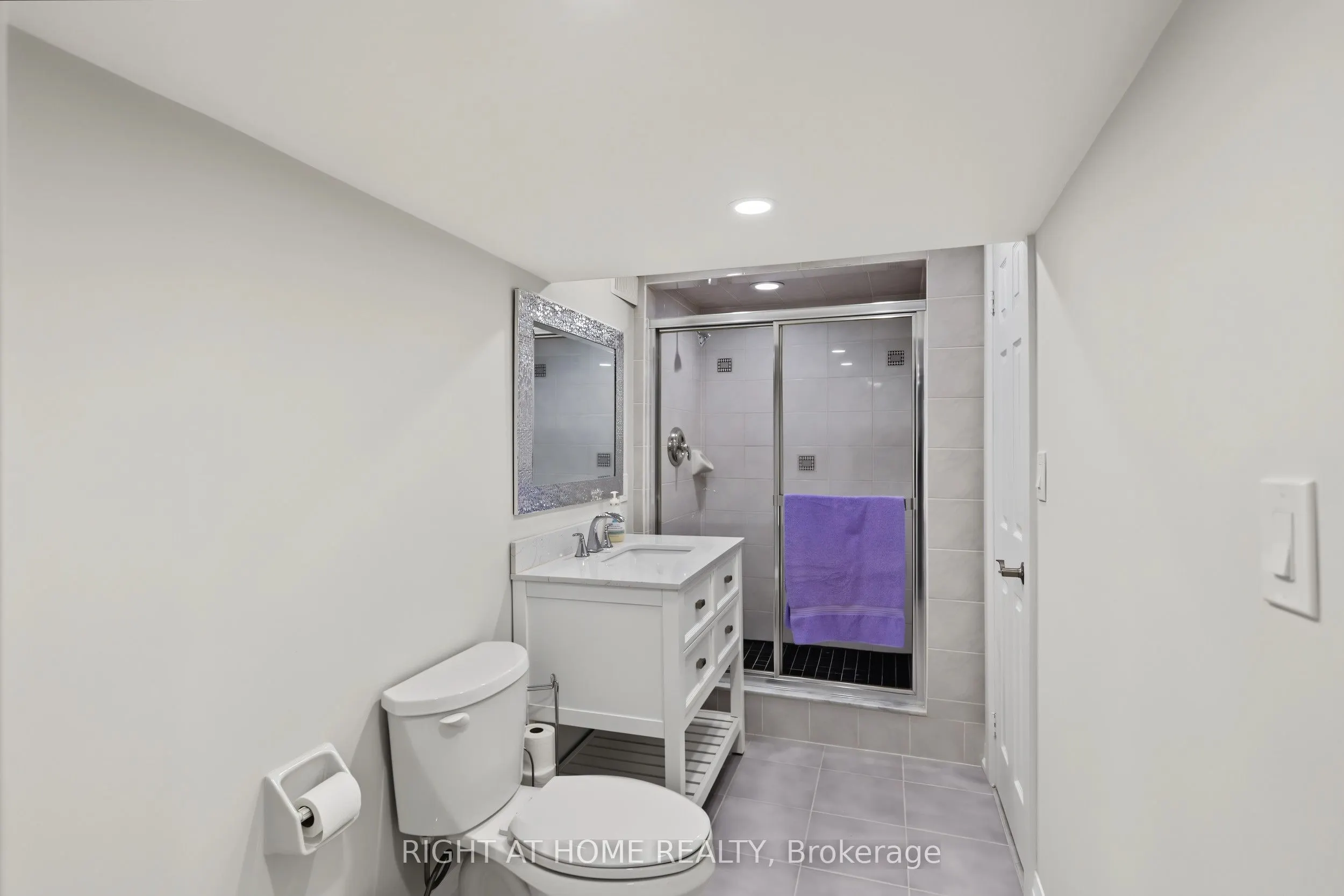 11 Harrowsmith Place