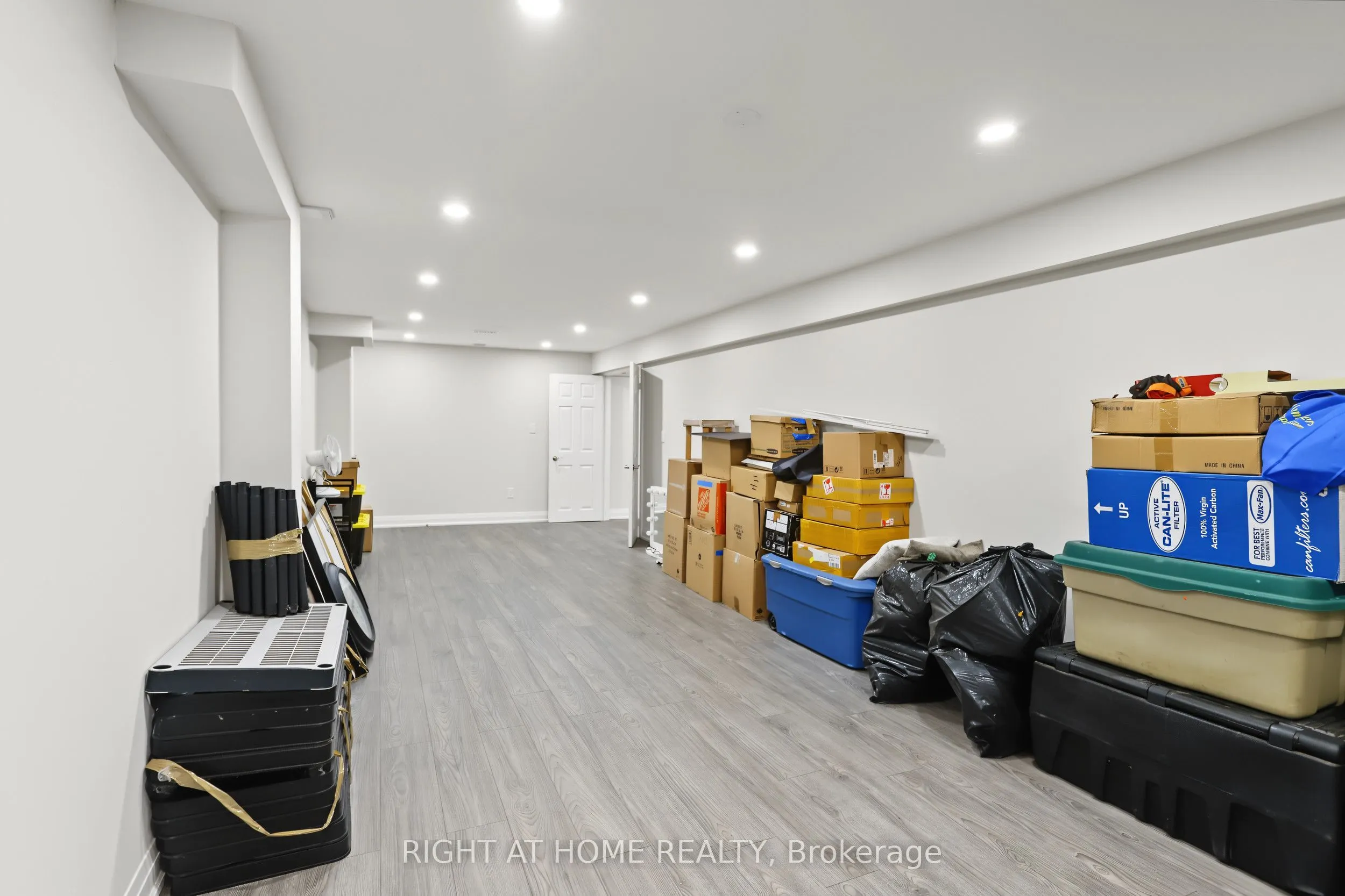 11 Harrowsmith Place