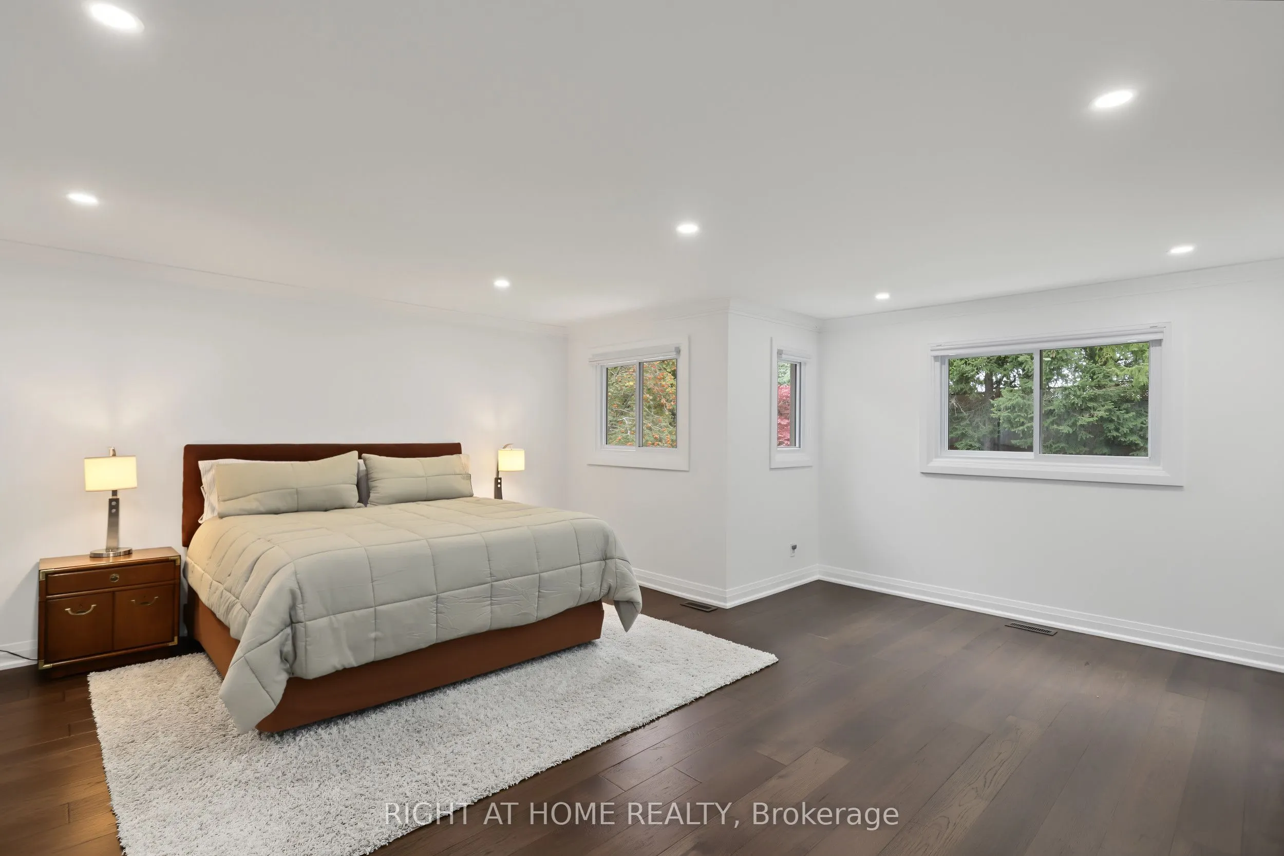 11 Harrowsmith Place