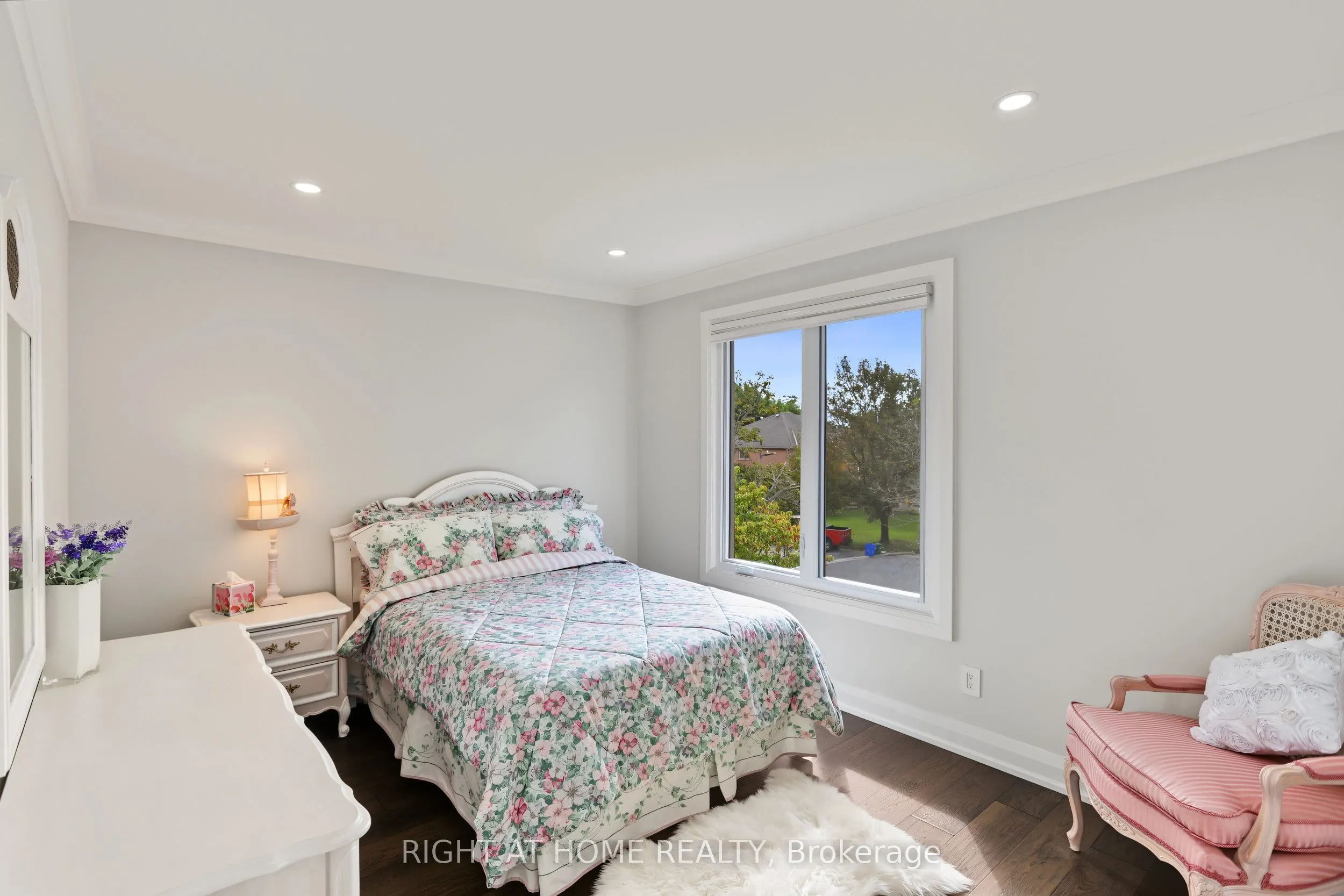 11 Harrowsmith Place