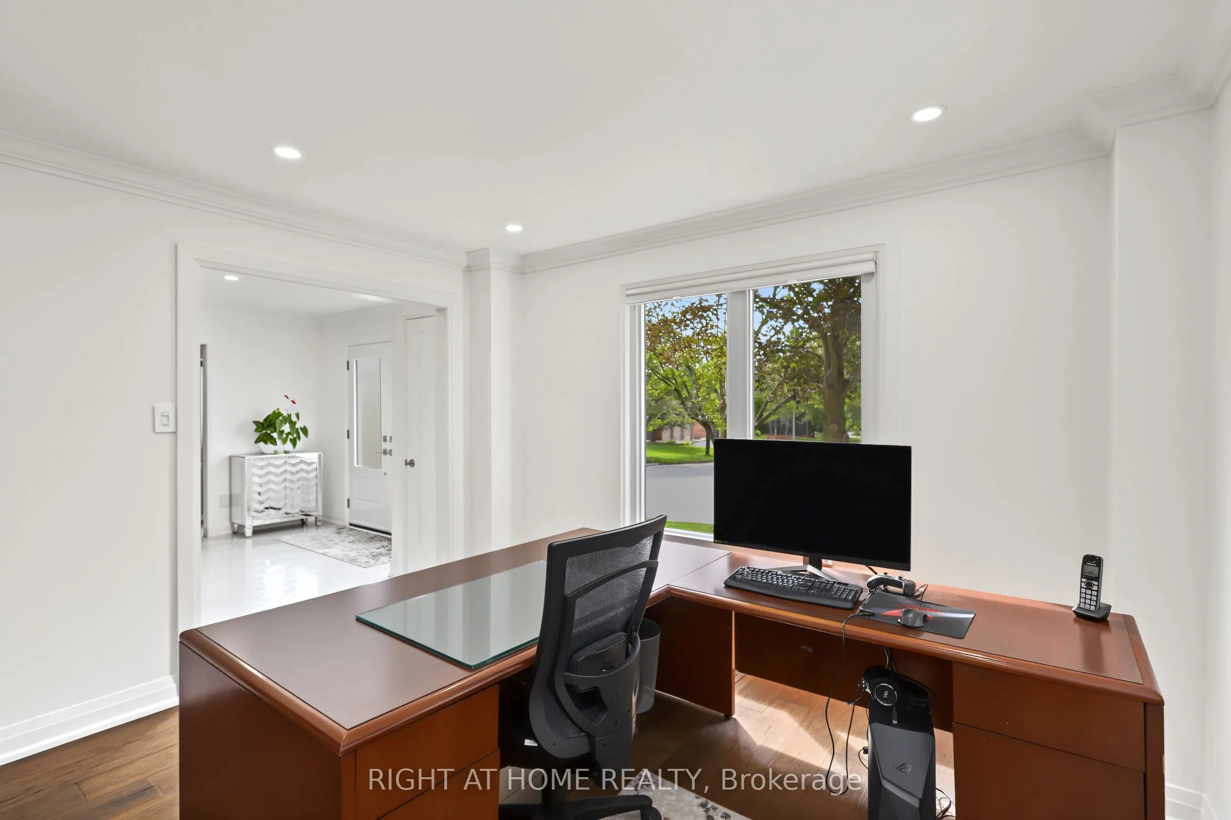 11 Harrowsmith Place
