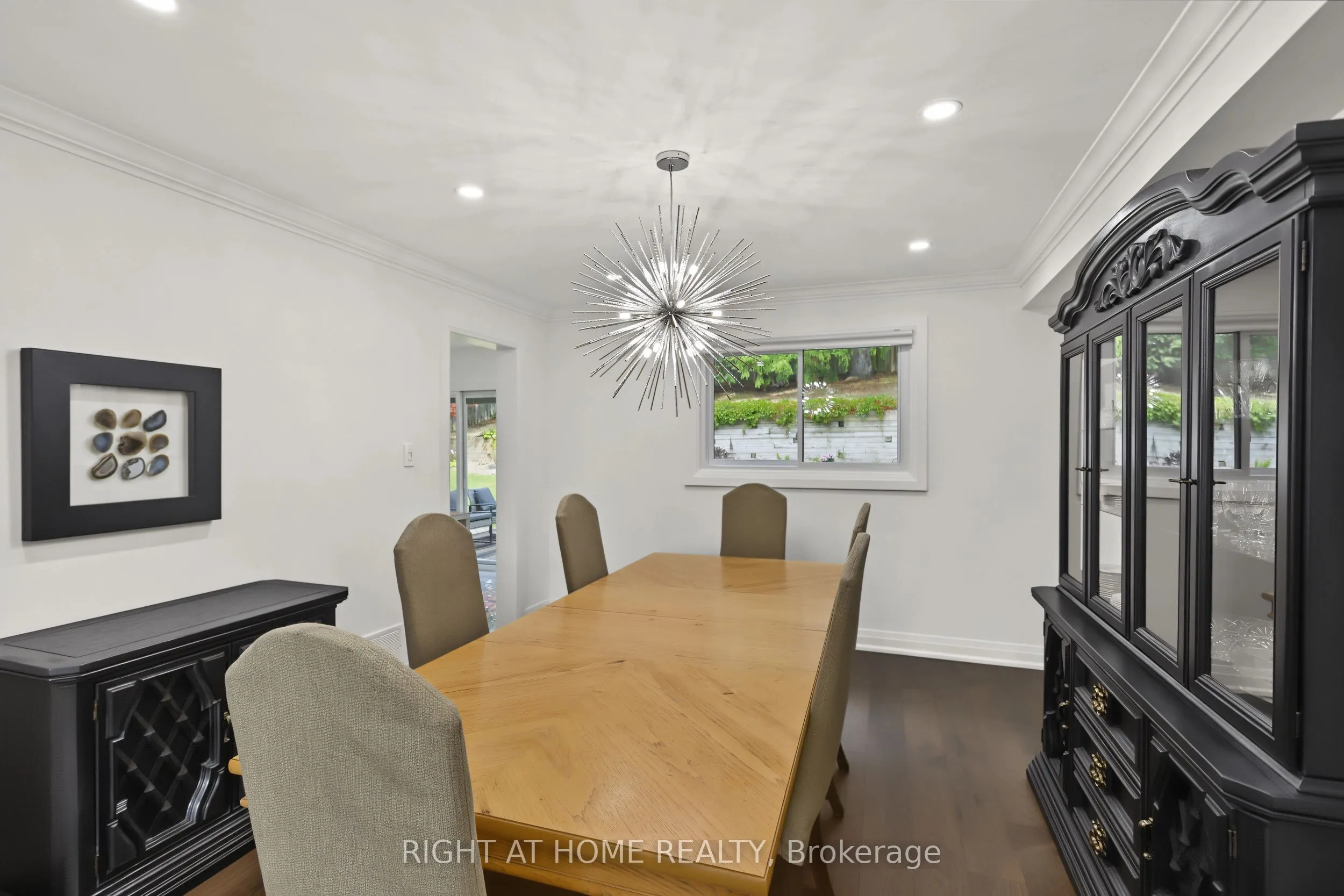 11 Harrowsmith Place