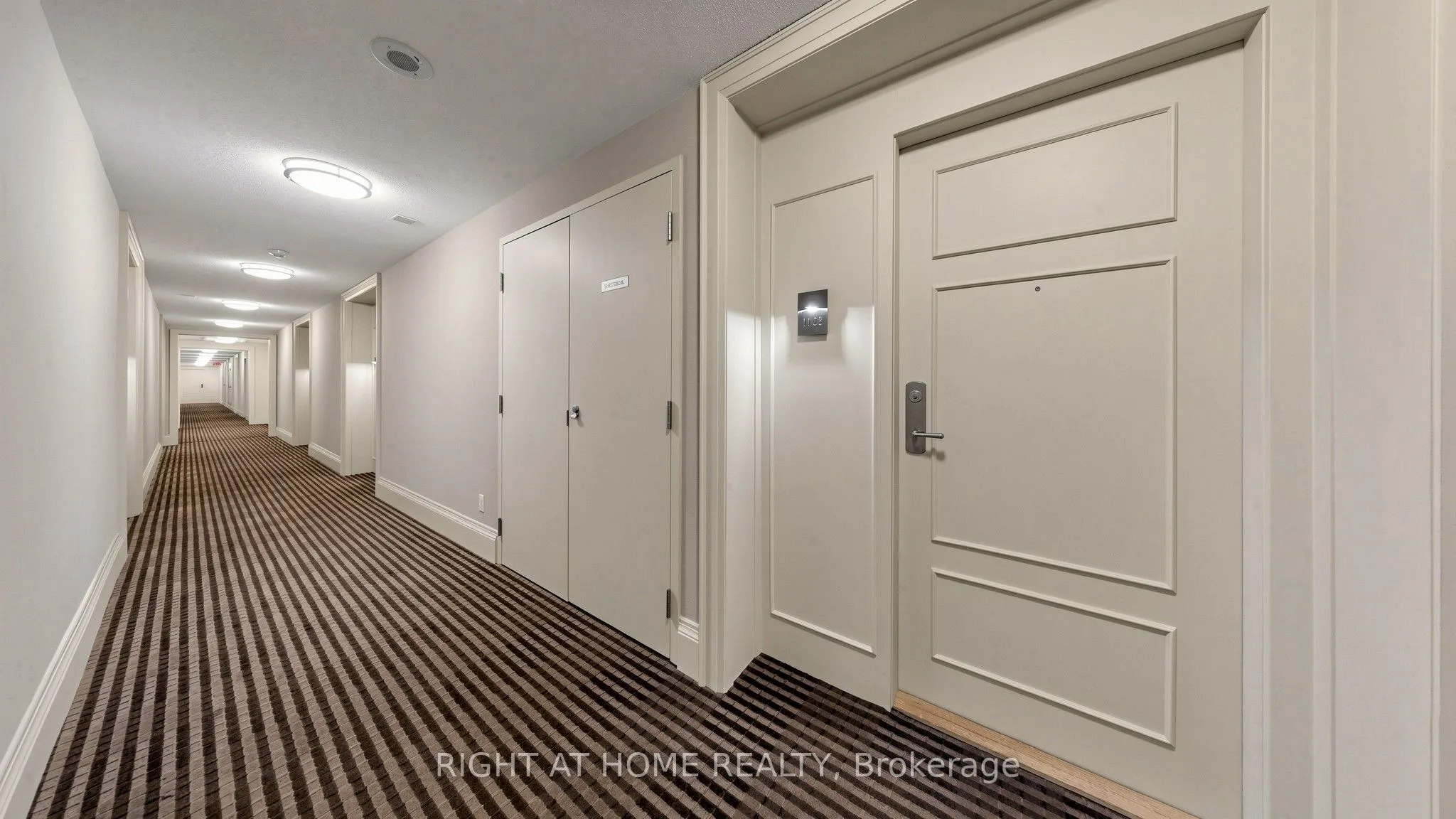 330 Red Maple Road #1103