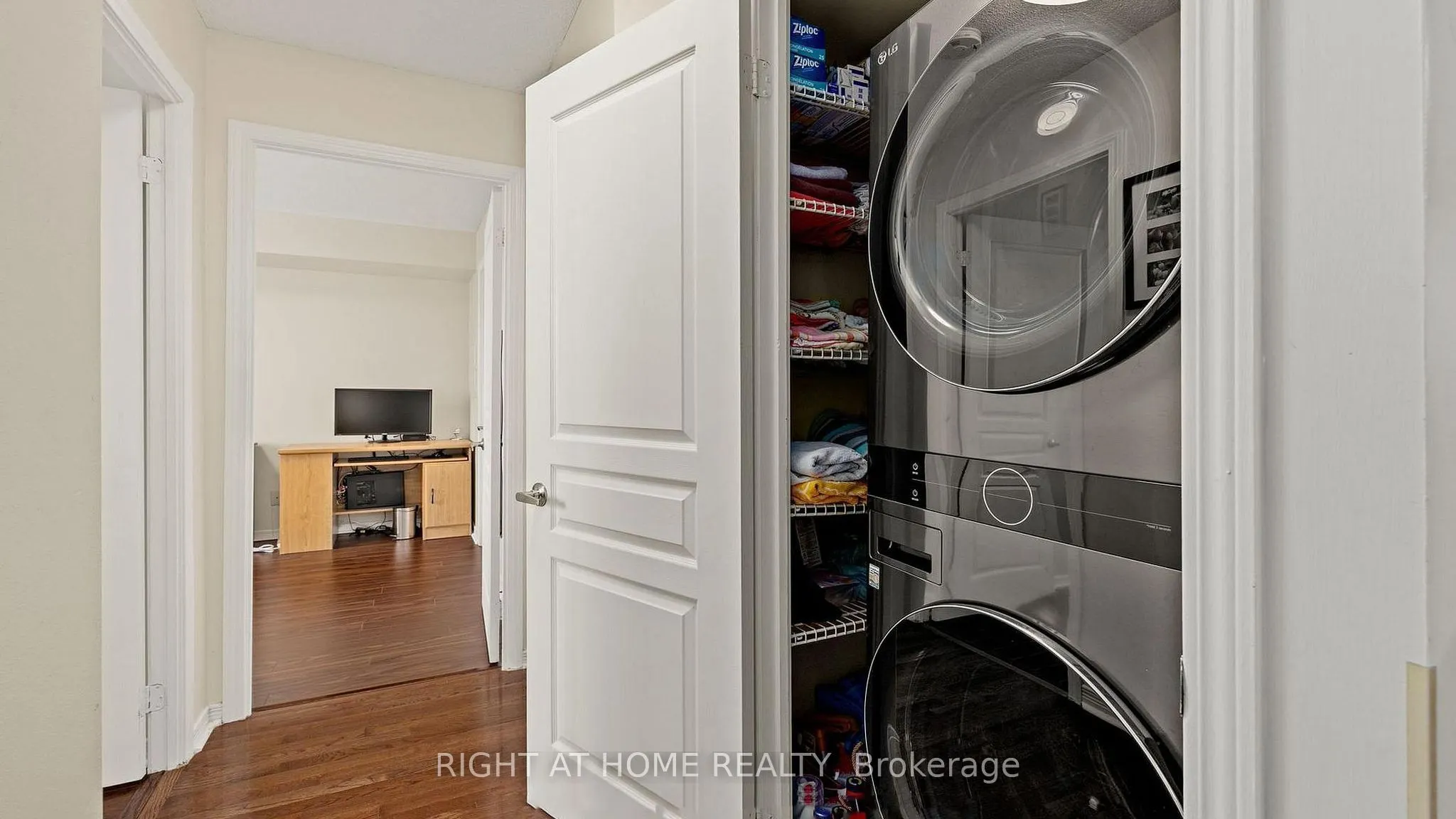 330 Red Maple Road #1103