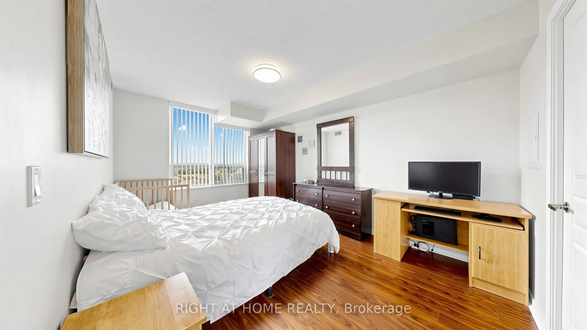 330 Red Maple Road #1103
