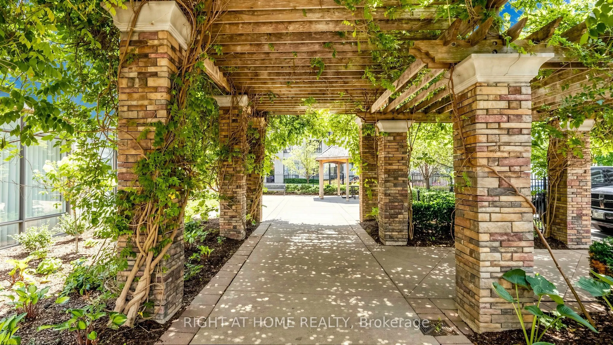 330 Red Maple Road #1103