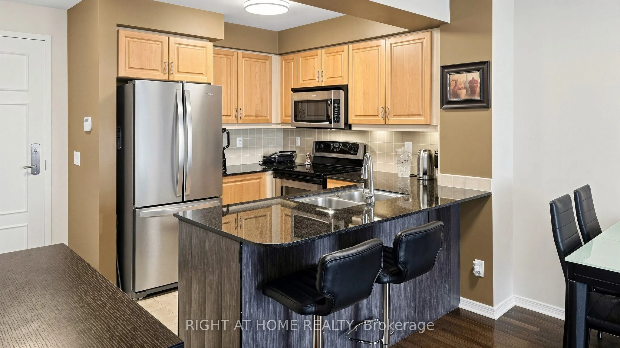 330 Red Maple Road #1103
