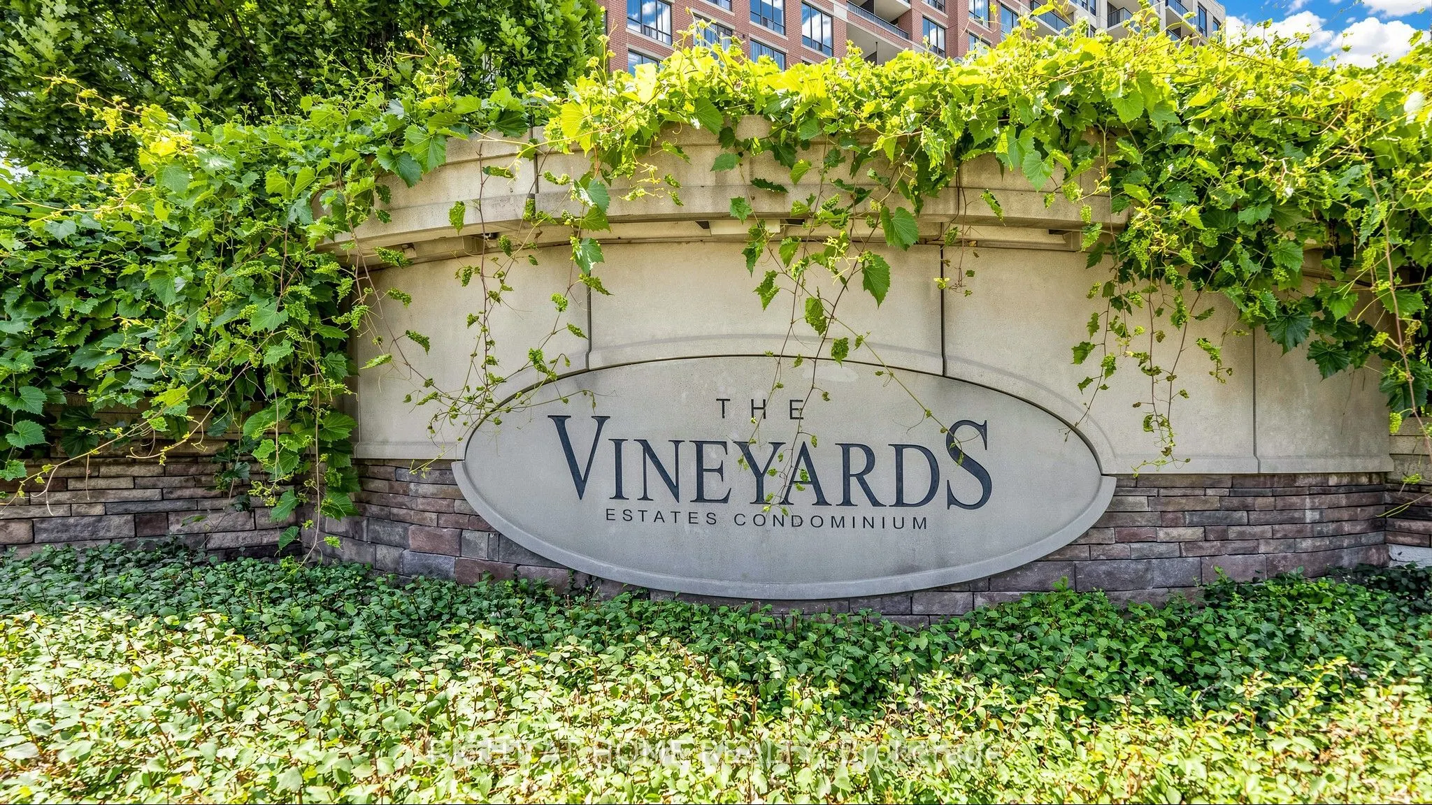 330 Red Maple Road #1103