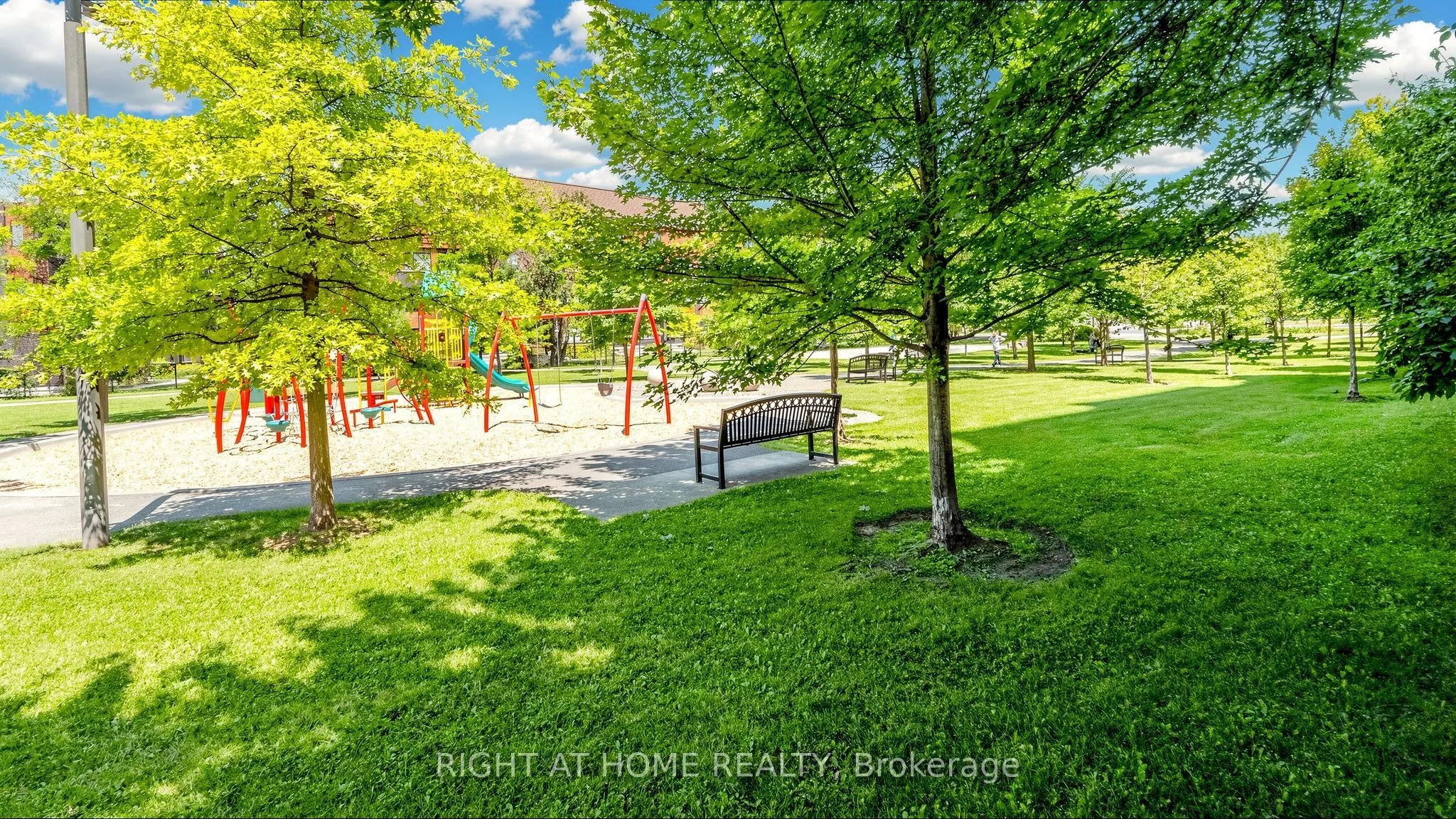 330 Red Maple Road #1103