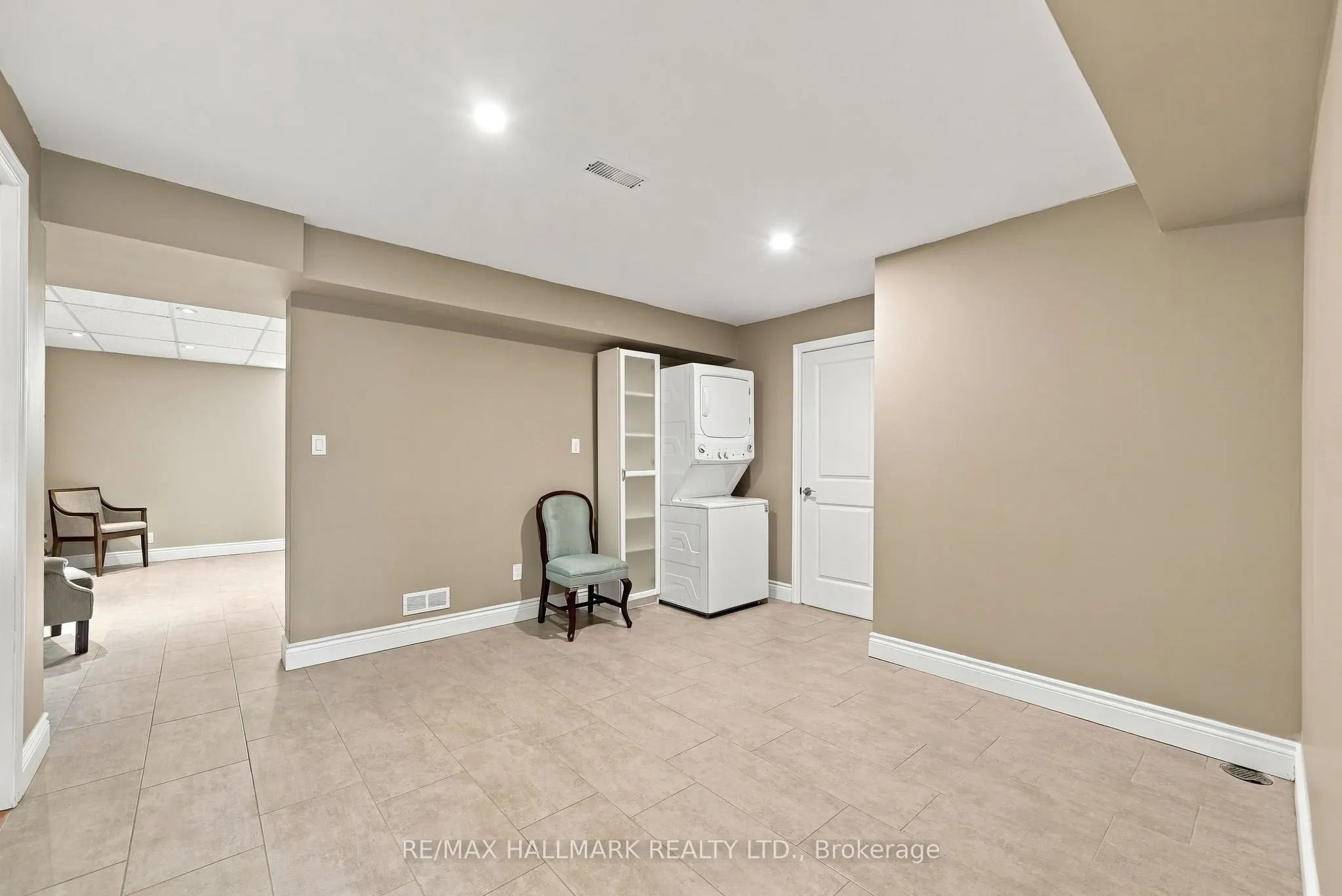 166 Hillcrest Drive