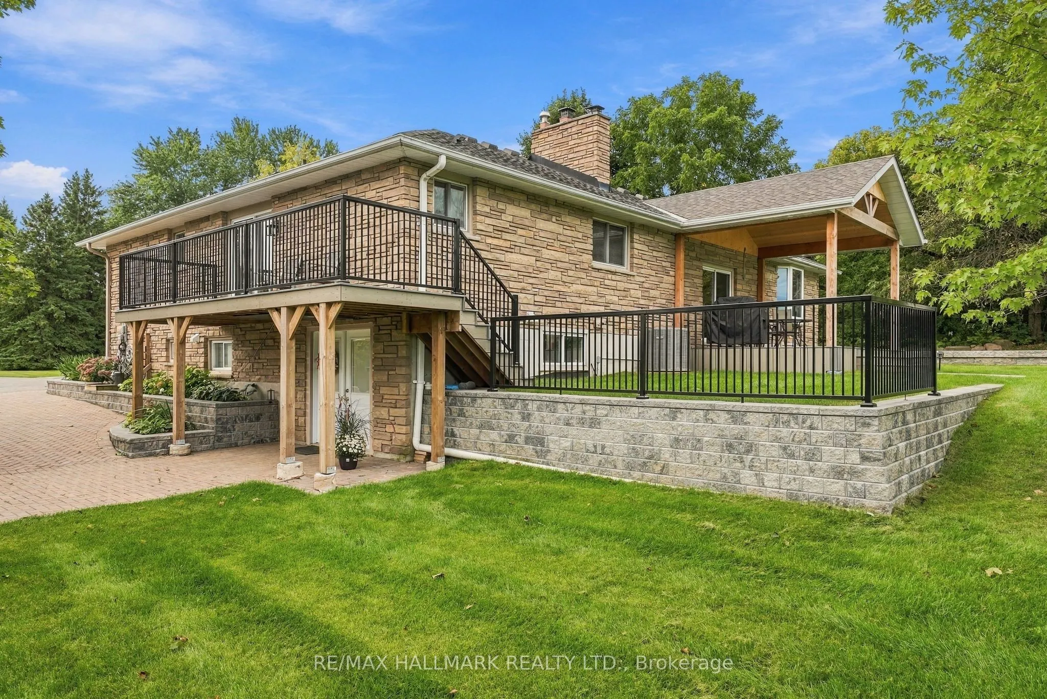166 Hillcrest Drive