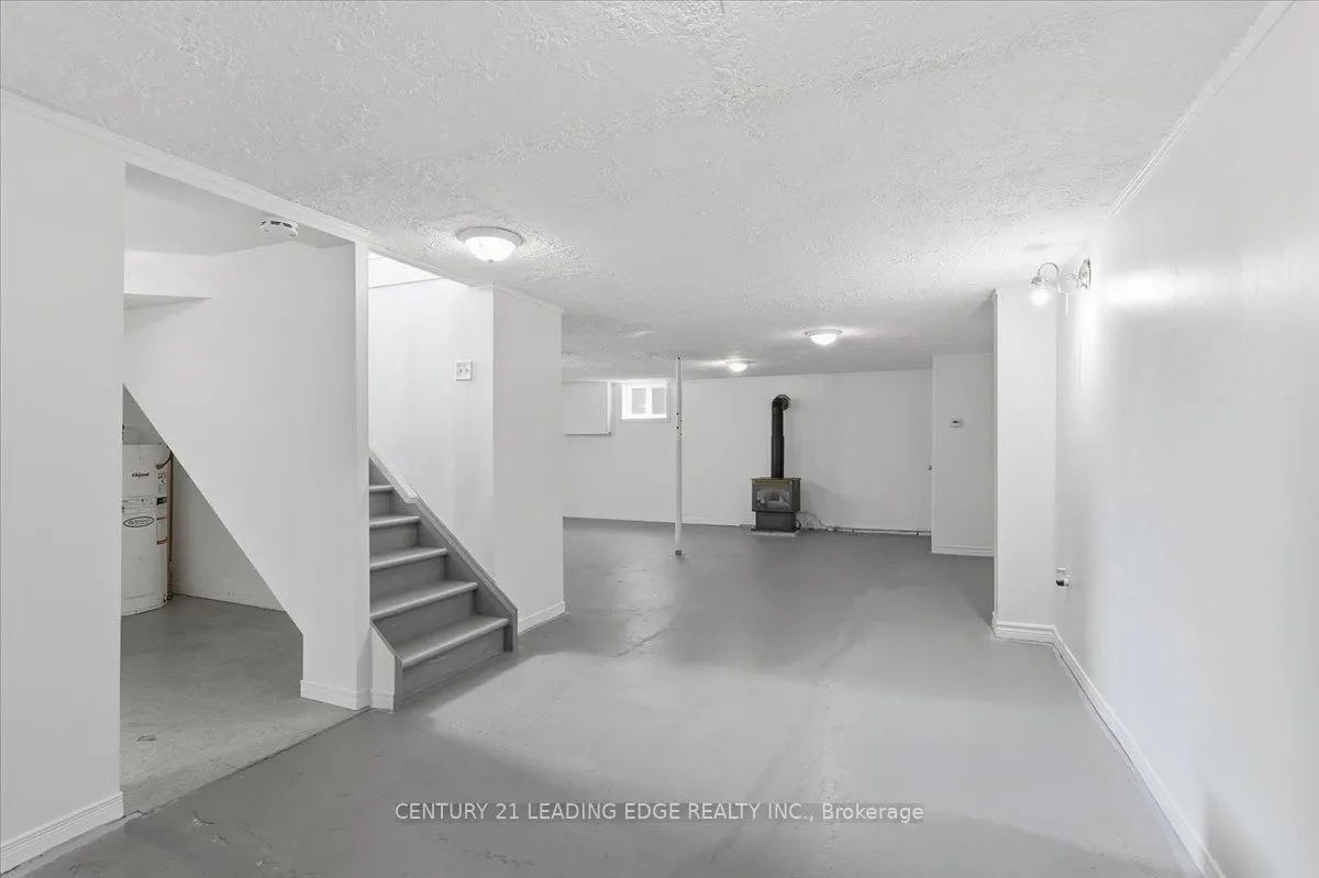 300 Annsheila Drive