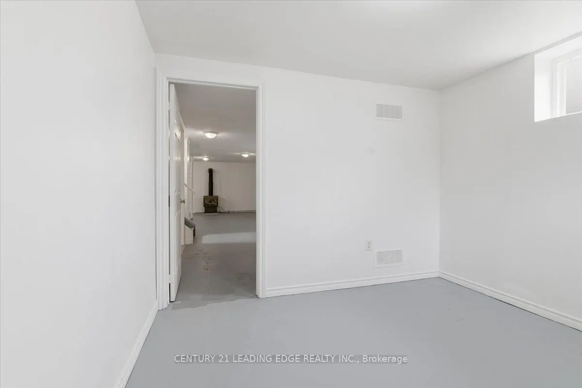 300 Annsheila Drive