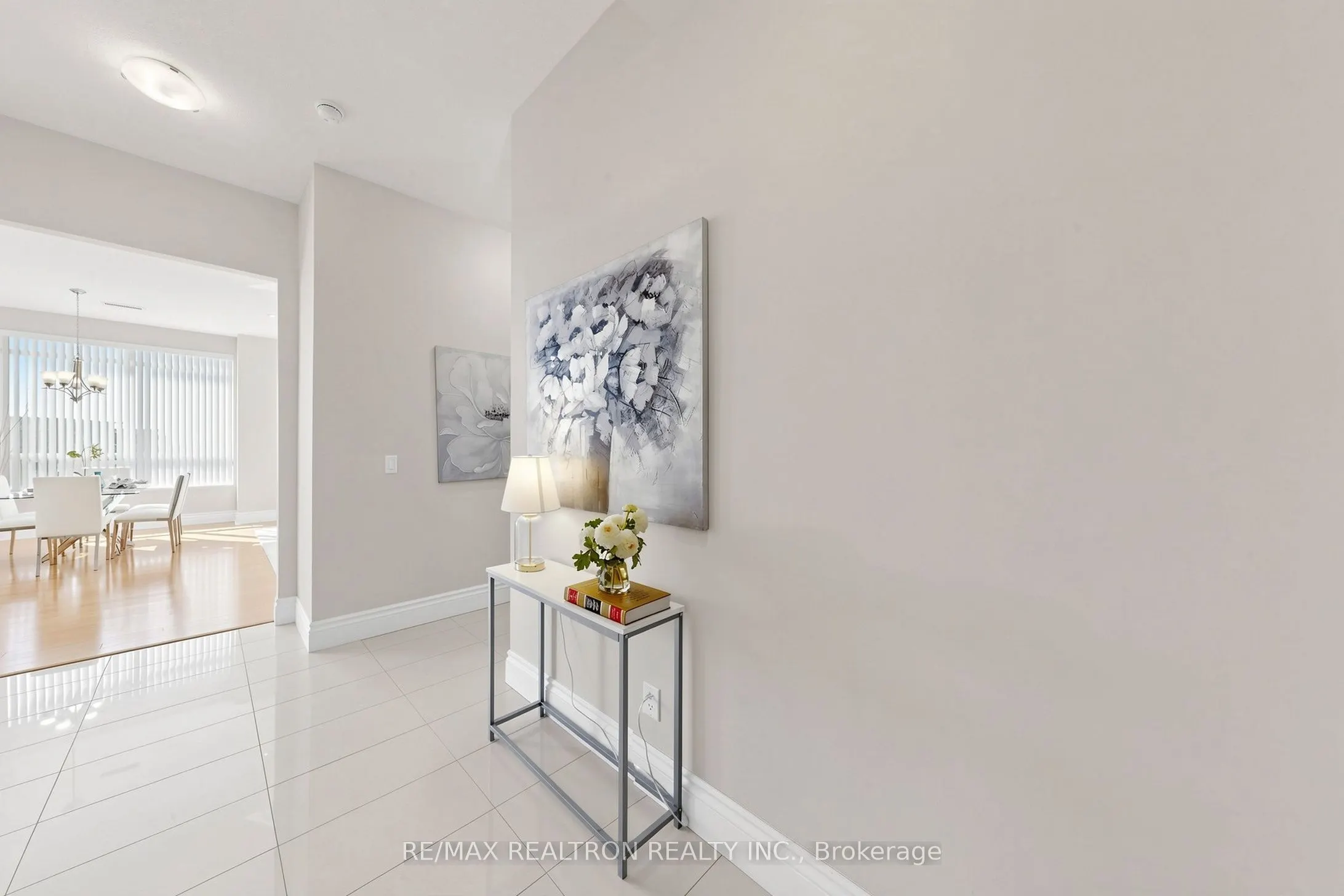 39 Galleria Parkway #UPH3