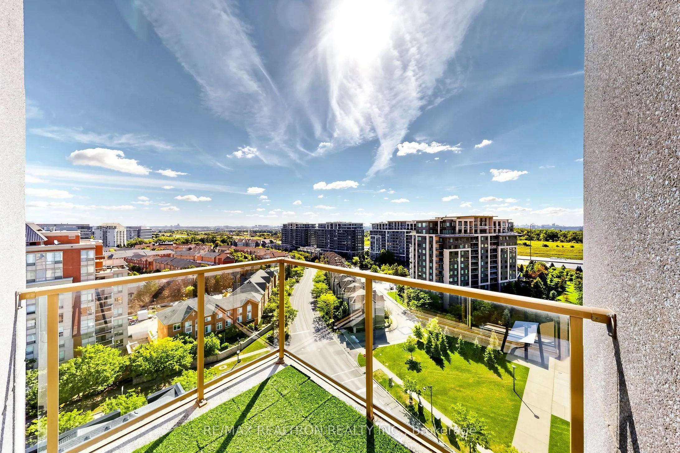 39 Galleria Parkway #UPH3