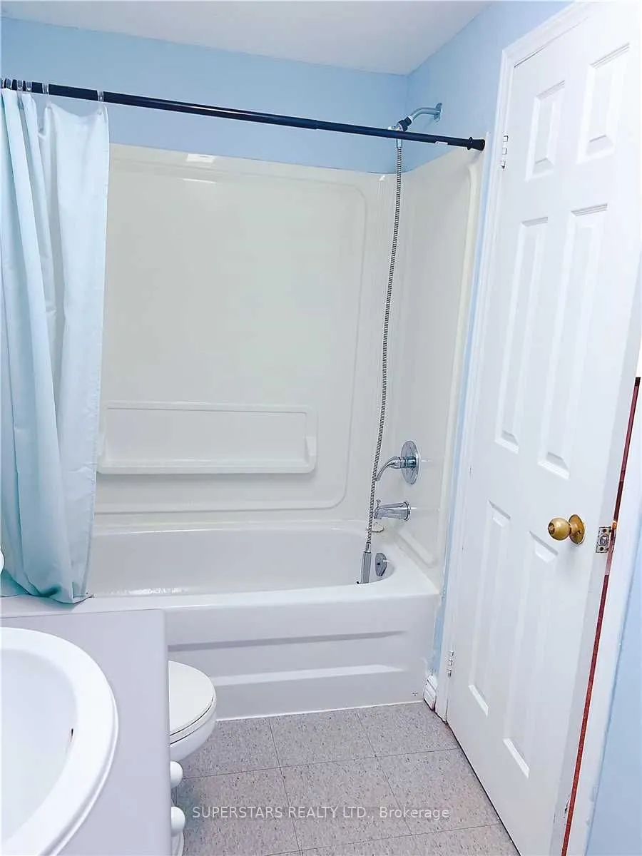 276 Parkwood Avenue #Bsmt
