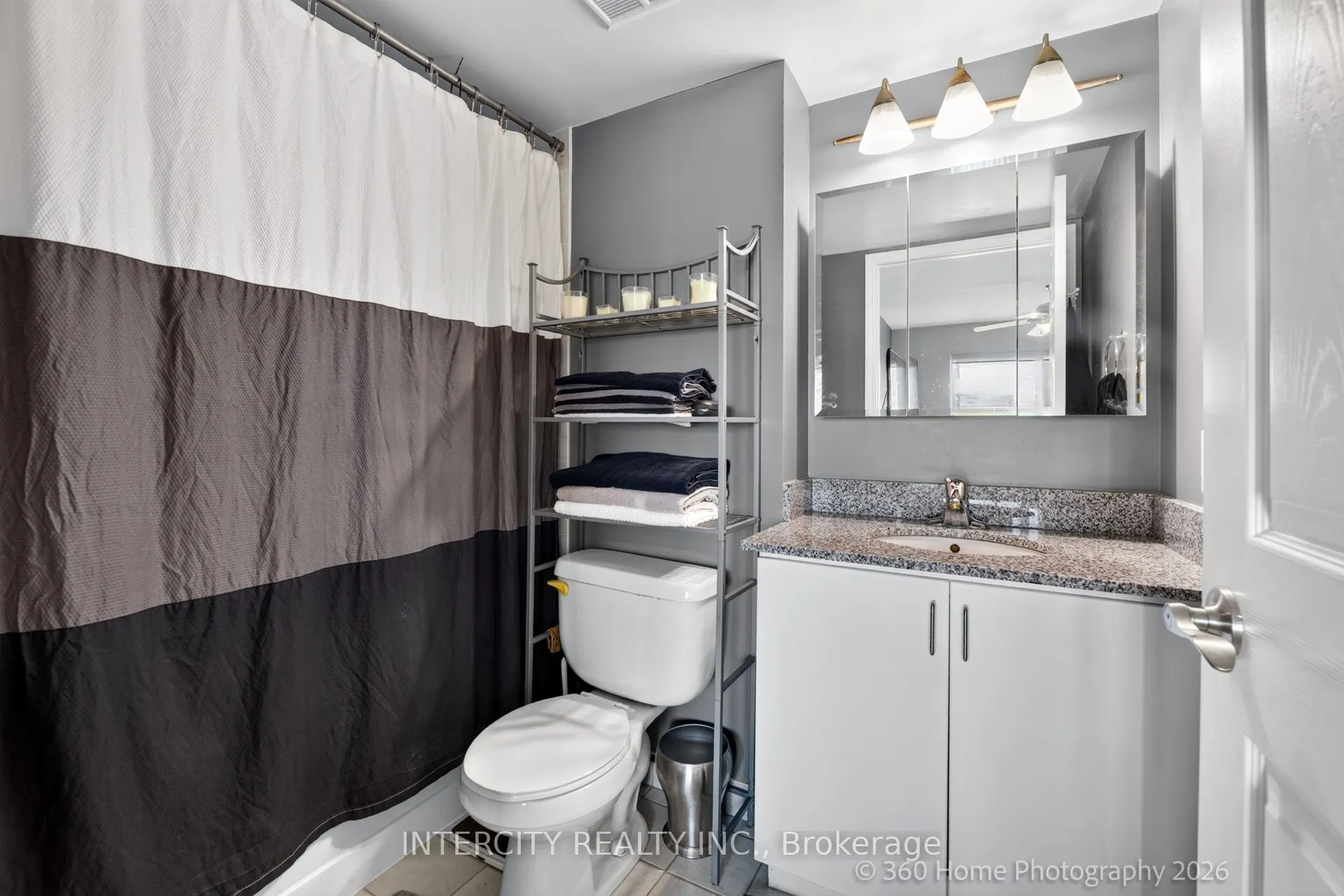 185 Oneida Crescent #PH08