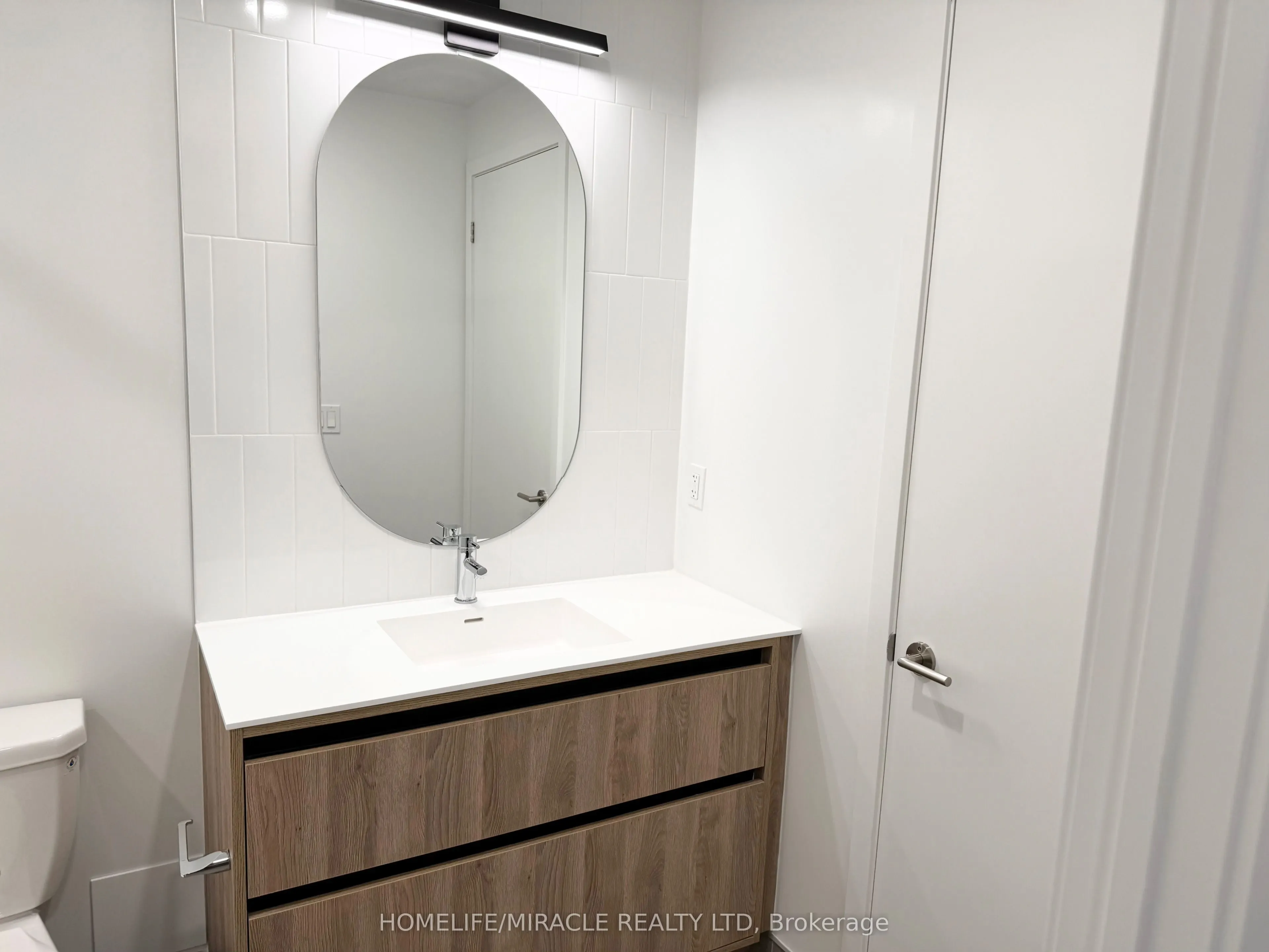 7950 Bathurst Street #2210