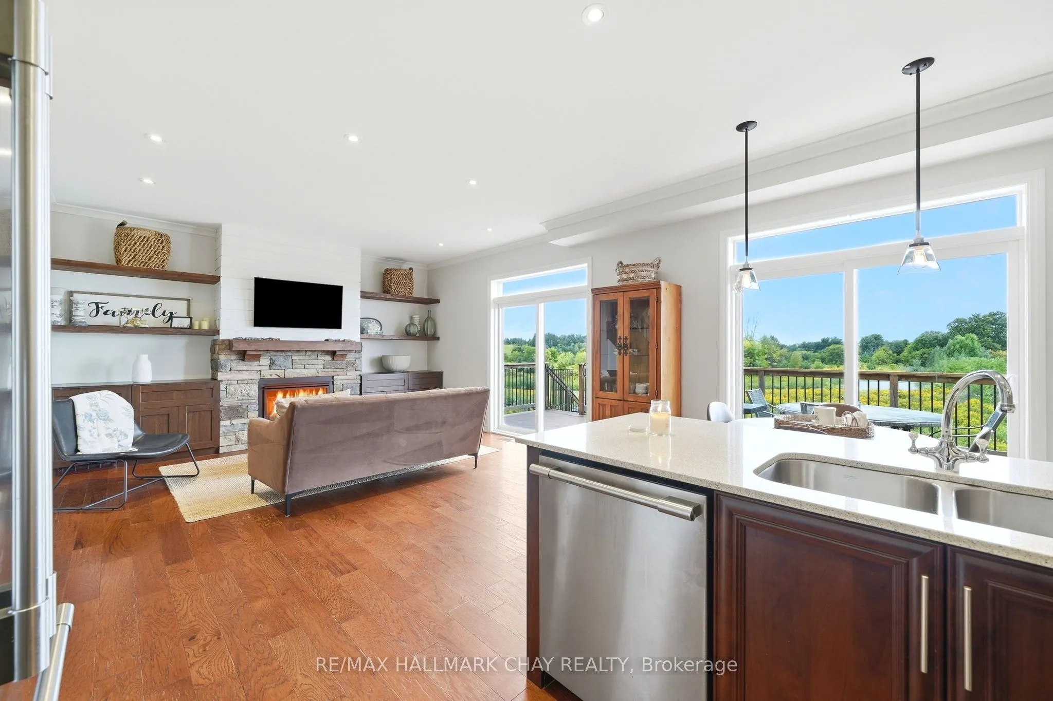 56 Strachan Trail