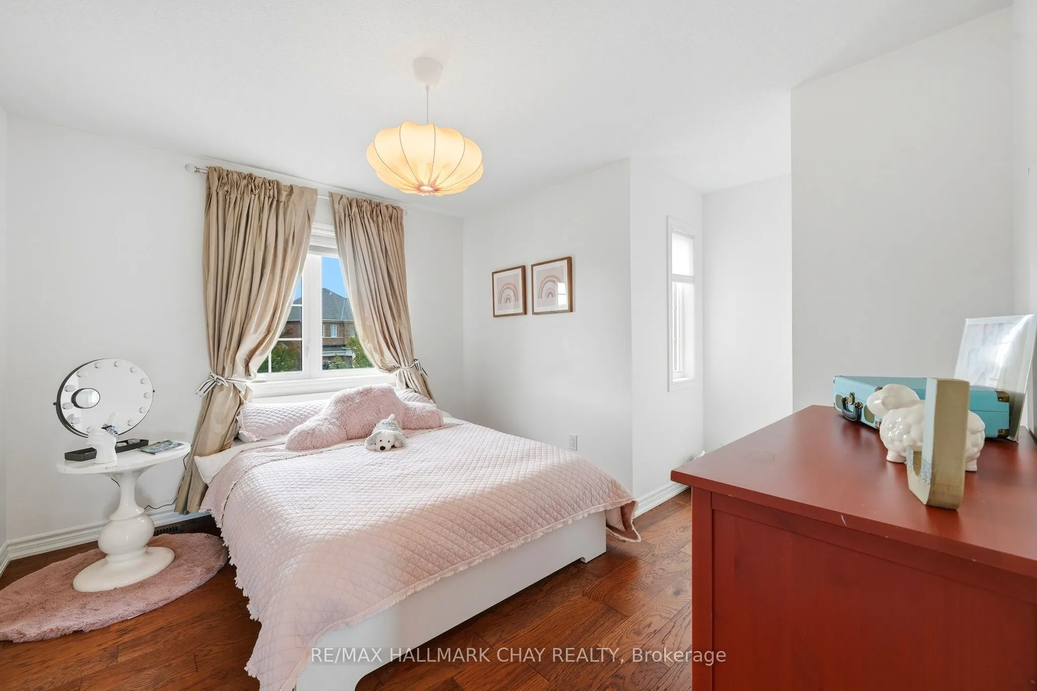 56 Strachan Trail