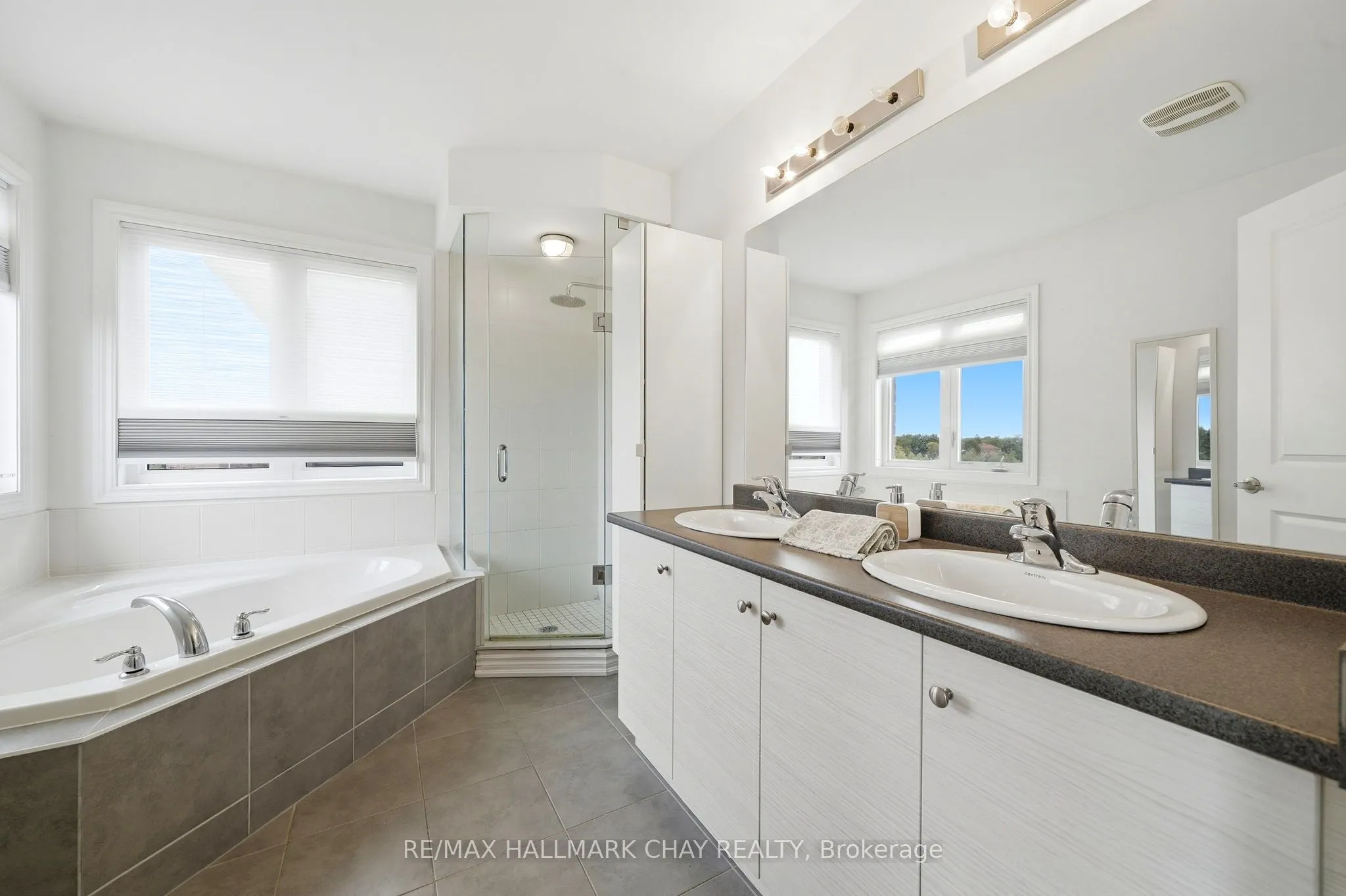 56 Strachan Trail