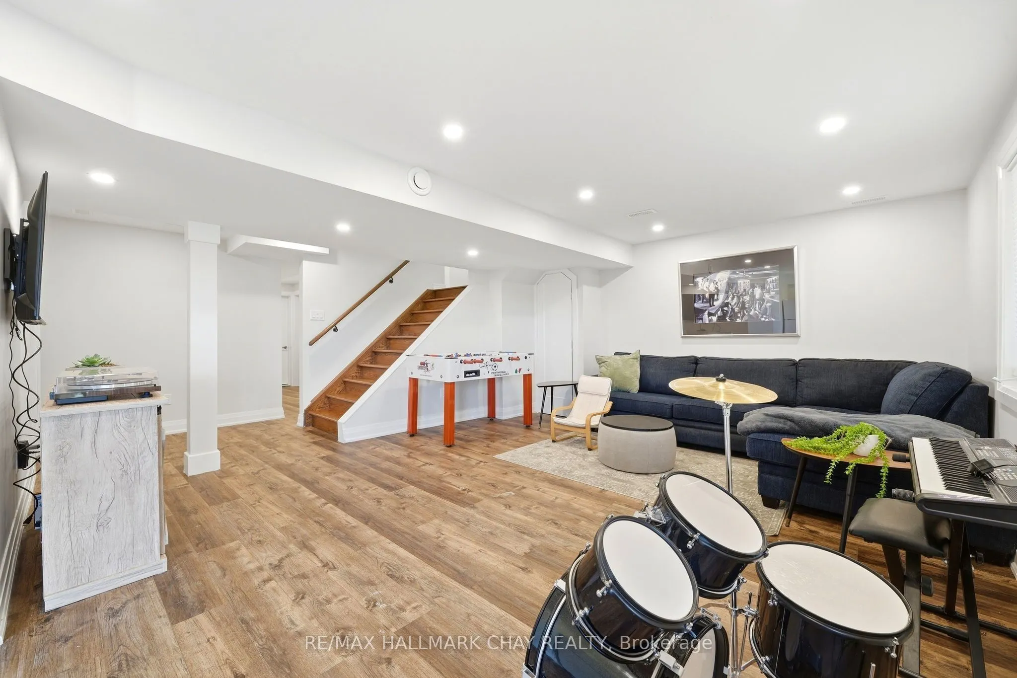 56 Strachan Trail
