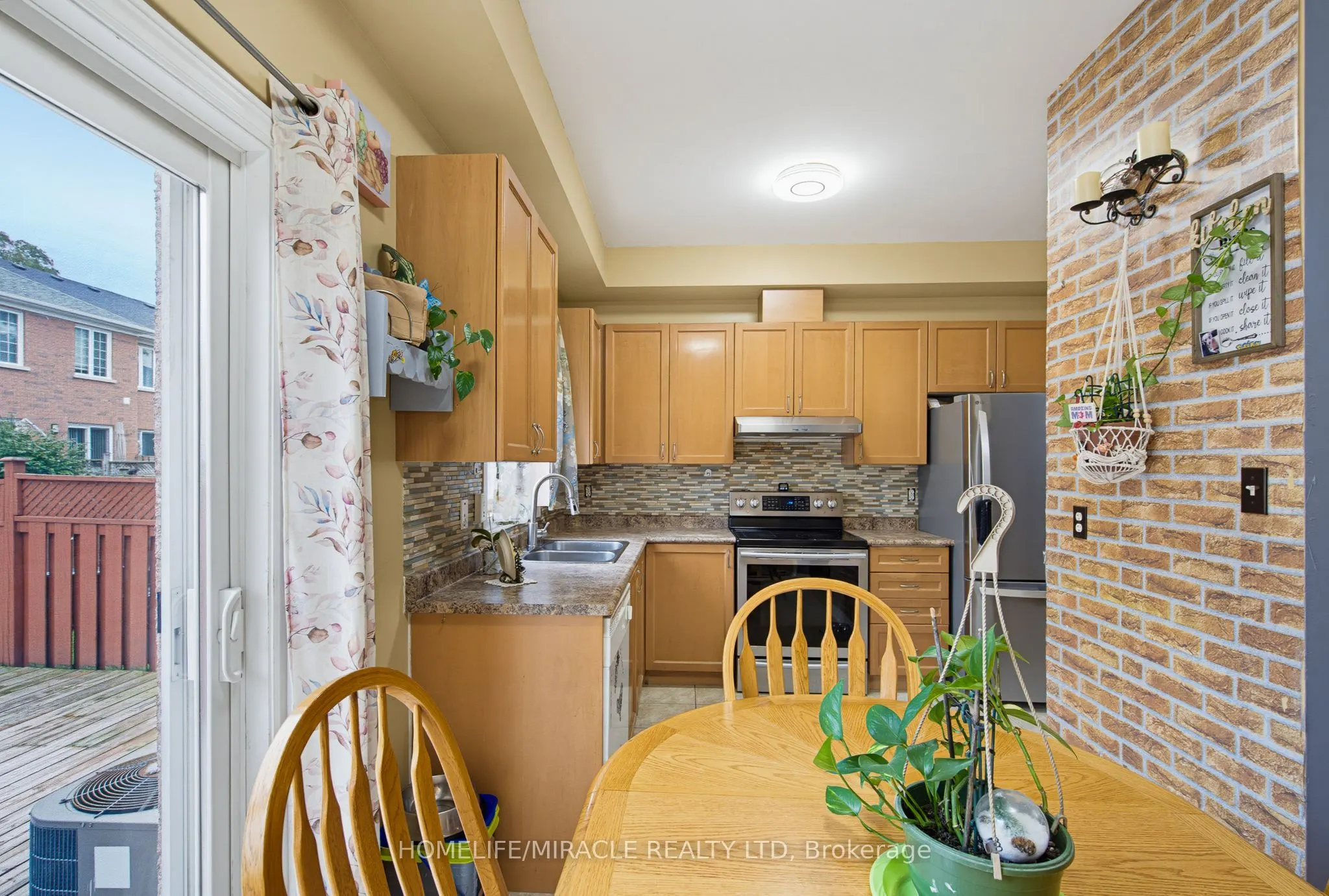 169 Tom Taylor Crescent #54
