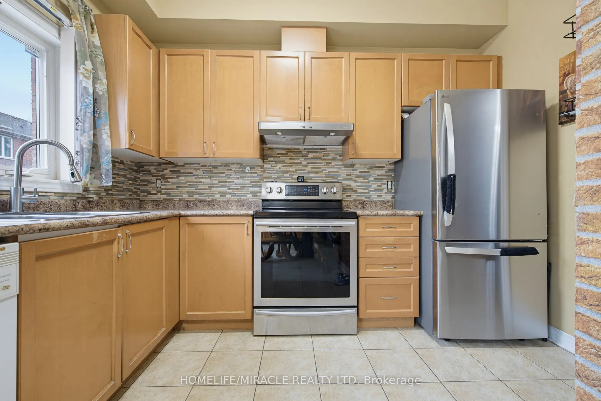 169 Tom Taylor Crescent #54
