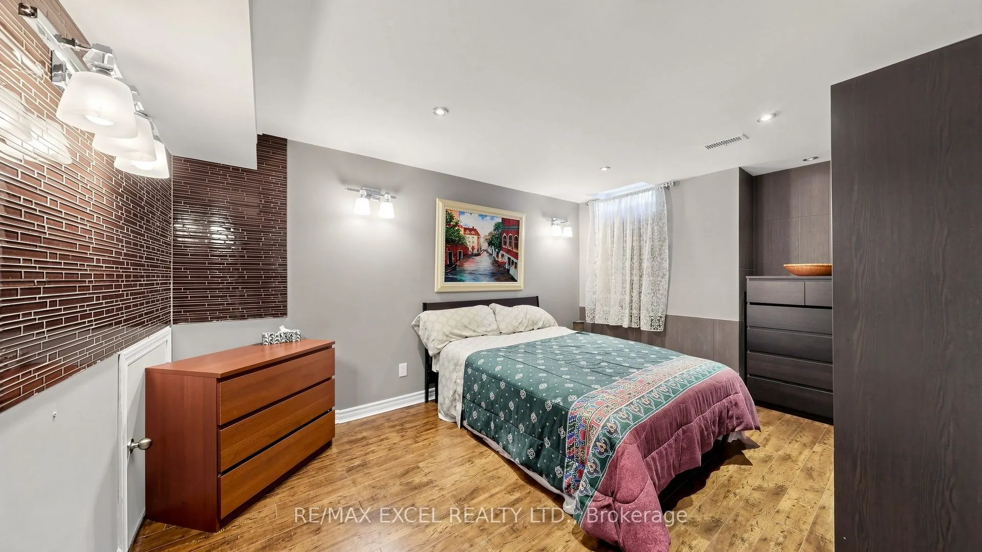 651 Via Romano Boulevard