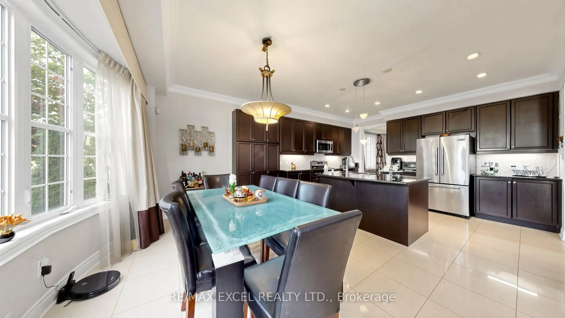 651 Via Romano Boulevard