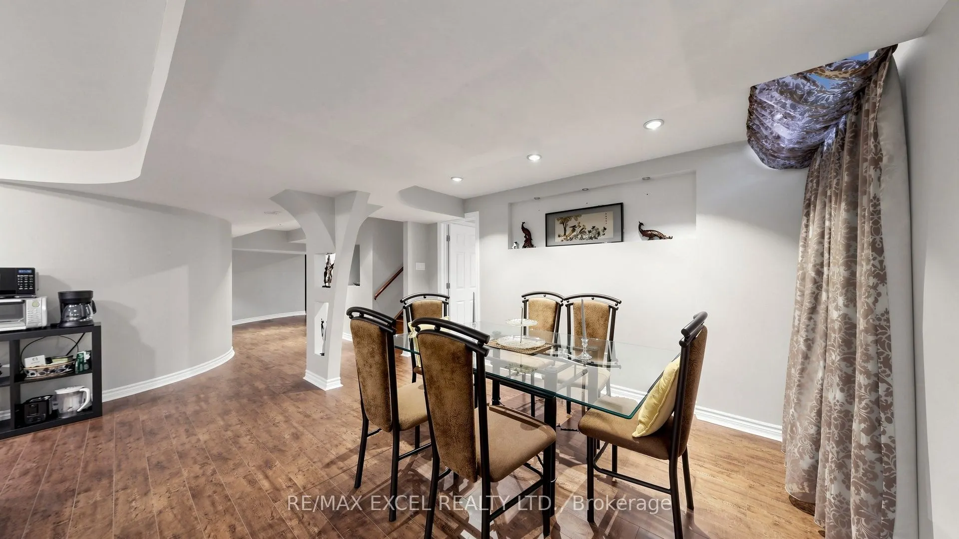 651 Via Romano Boulevard