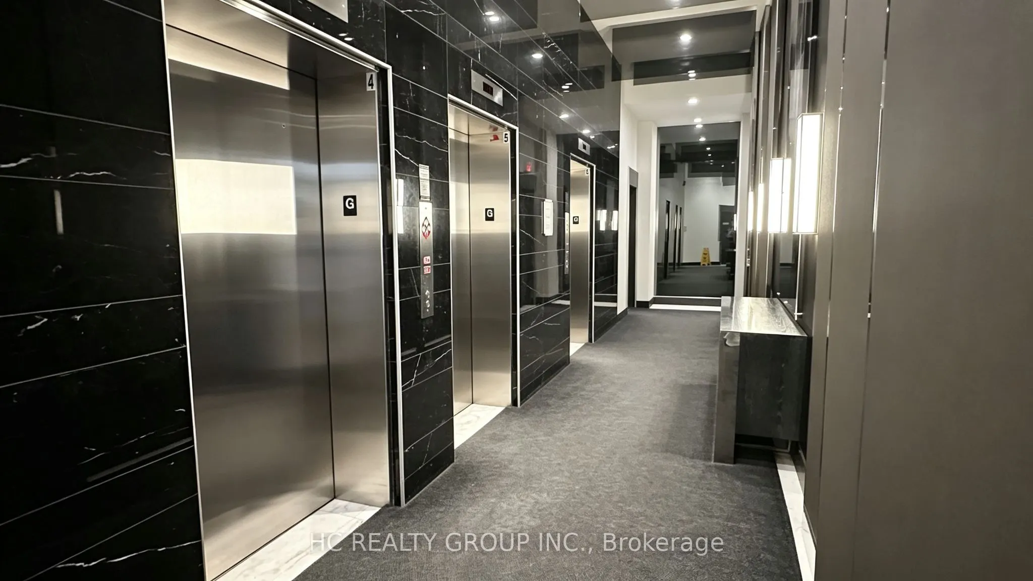 9471 Yonge Street #641