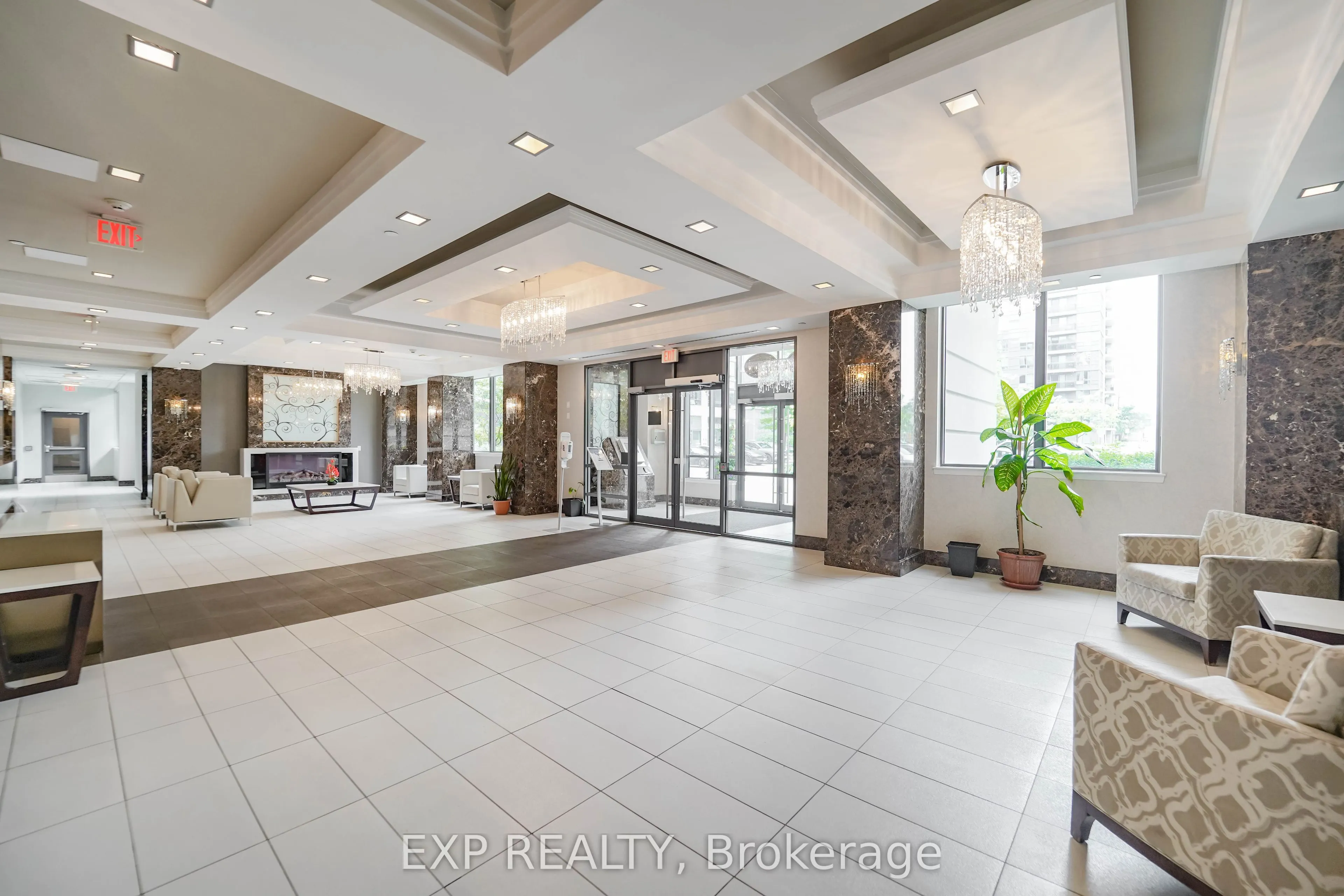 376 Highway 7 Street E #908