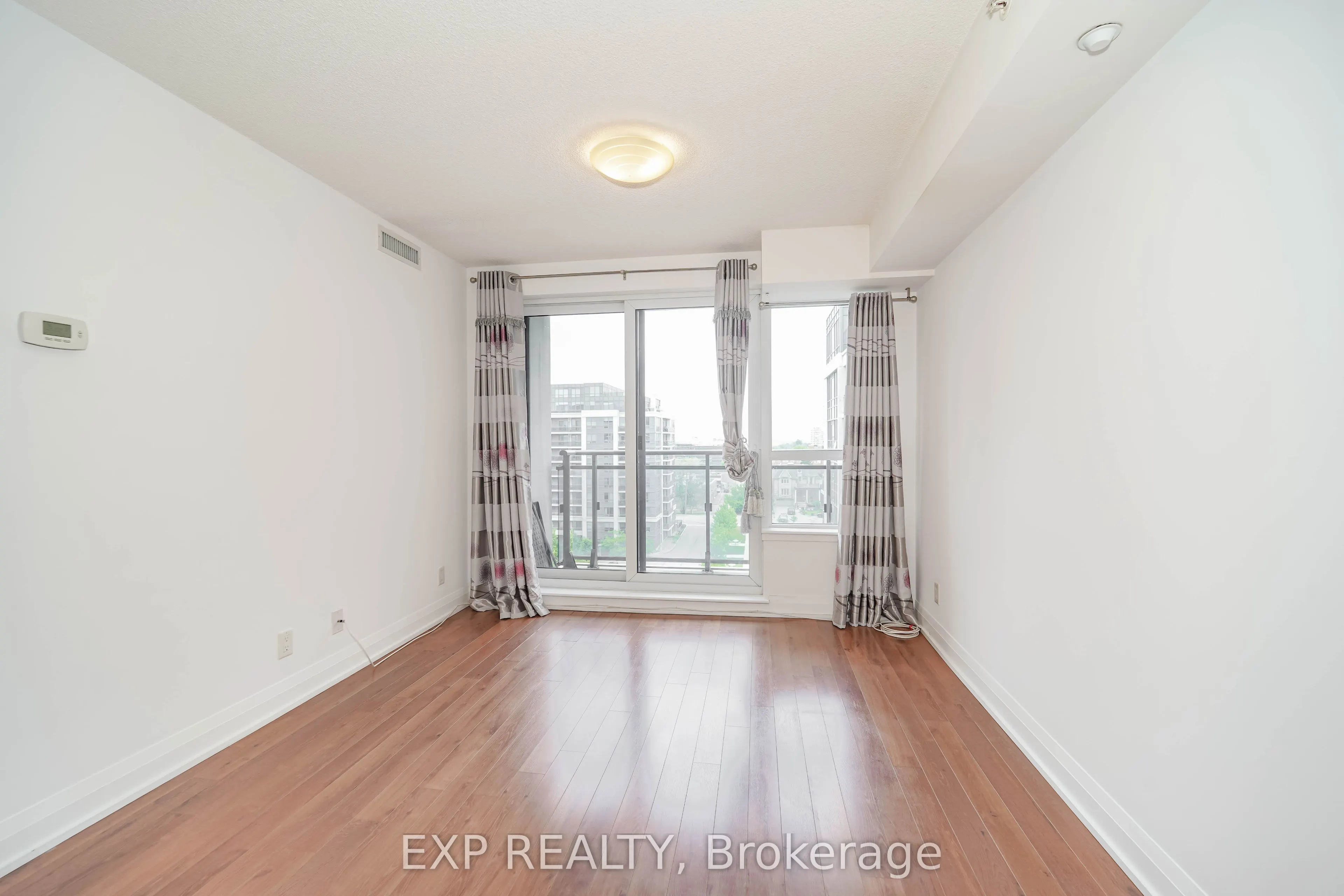 376 Highway 7 Street E #908