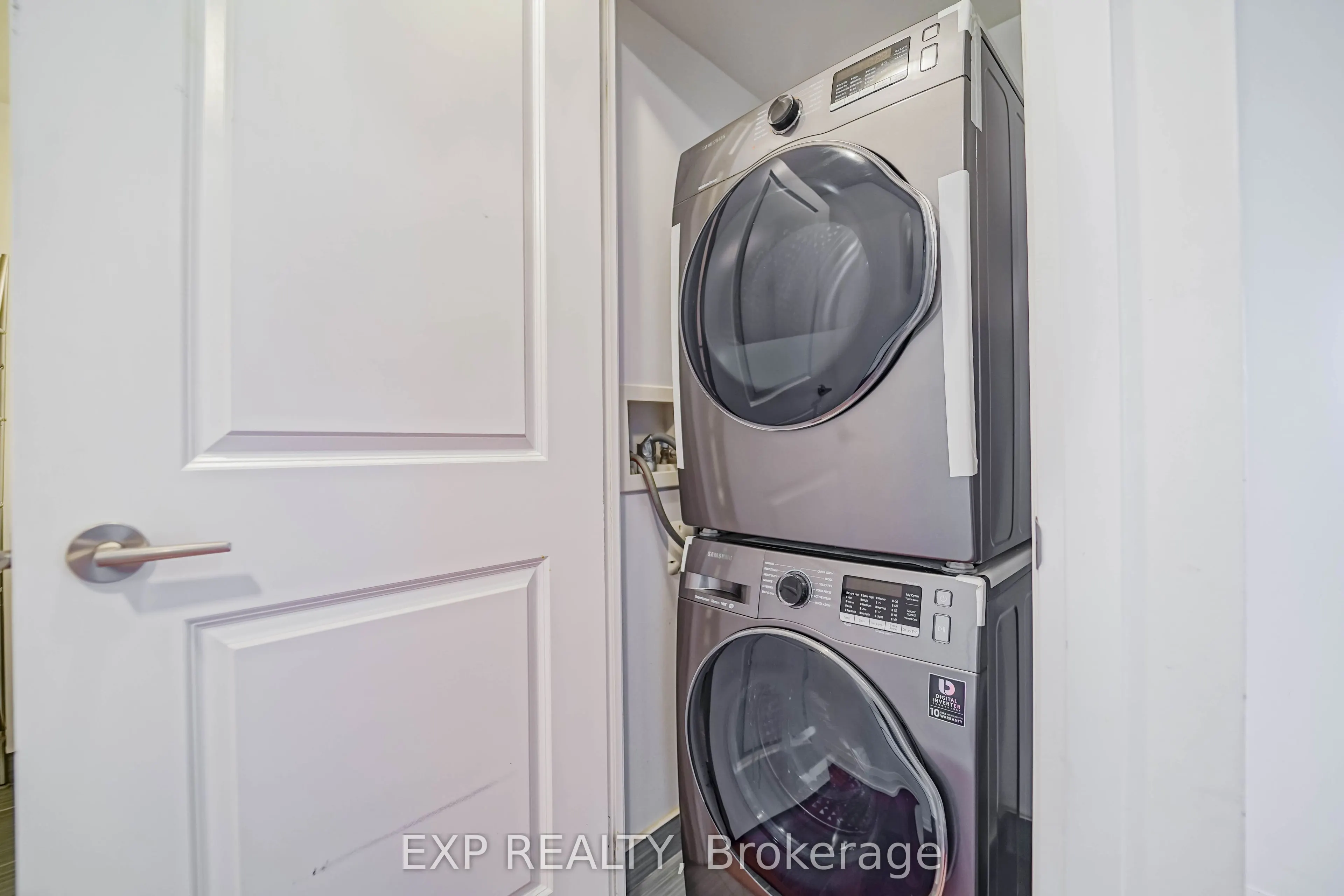 376 Highway 7 Street E #908