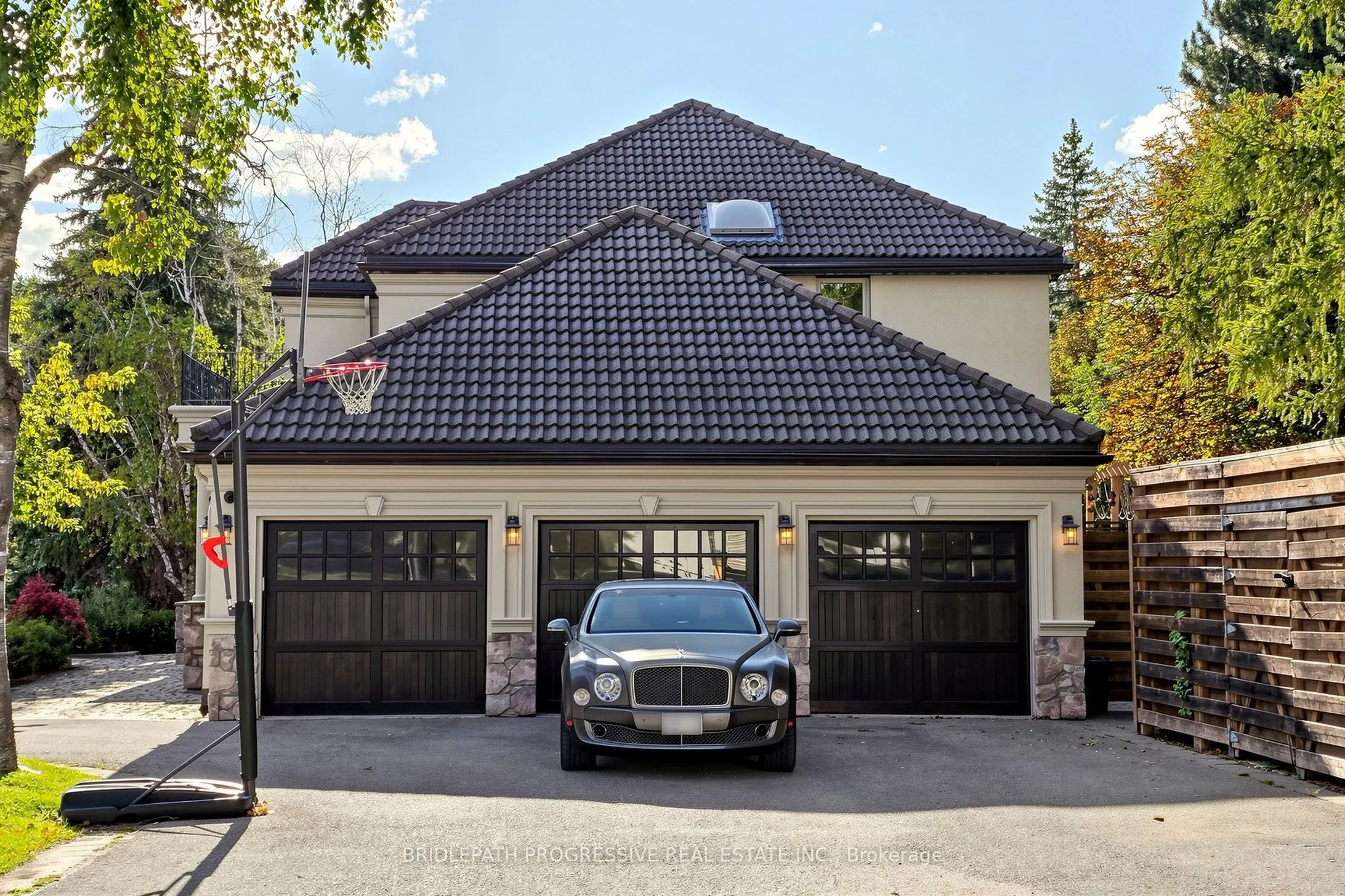 2 Thornlea Court