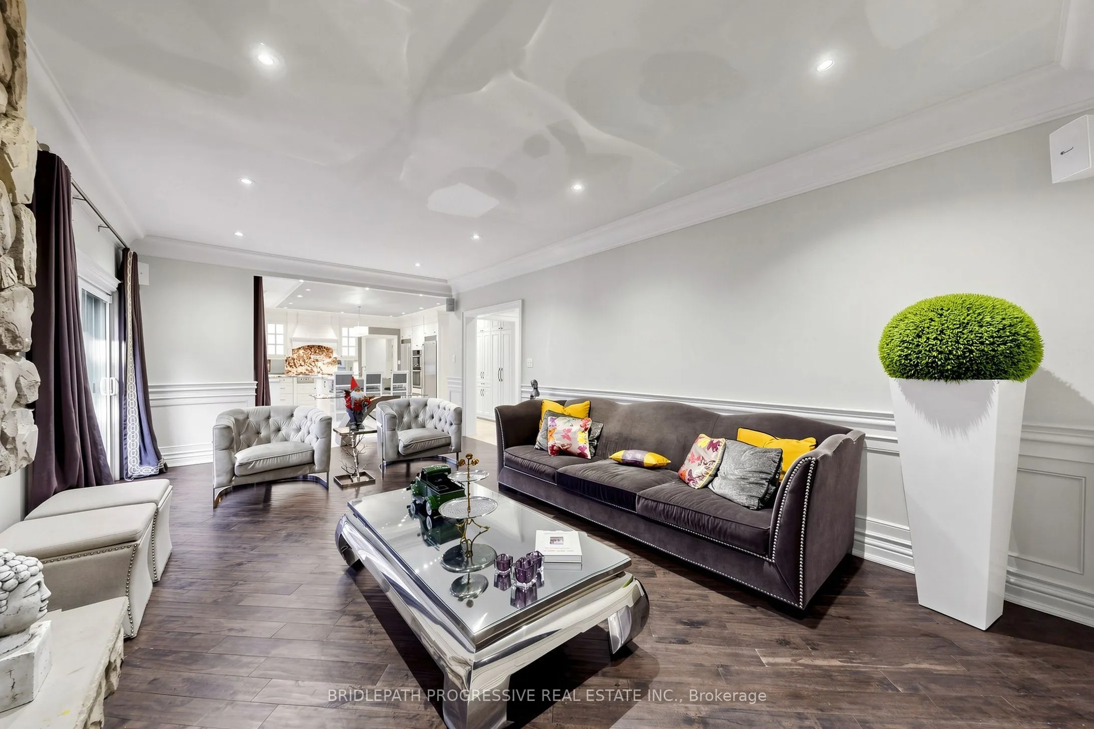 2 Thornlea Court