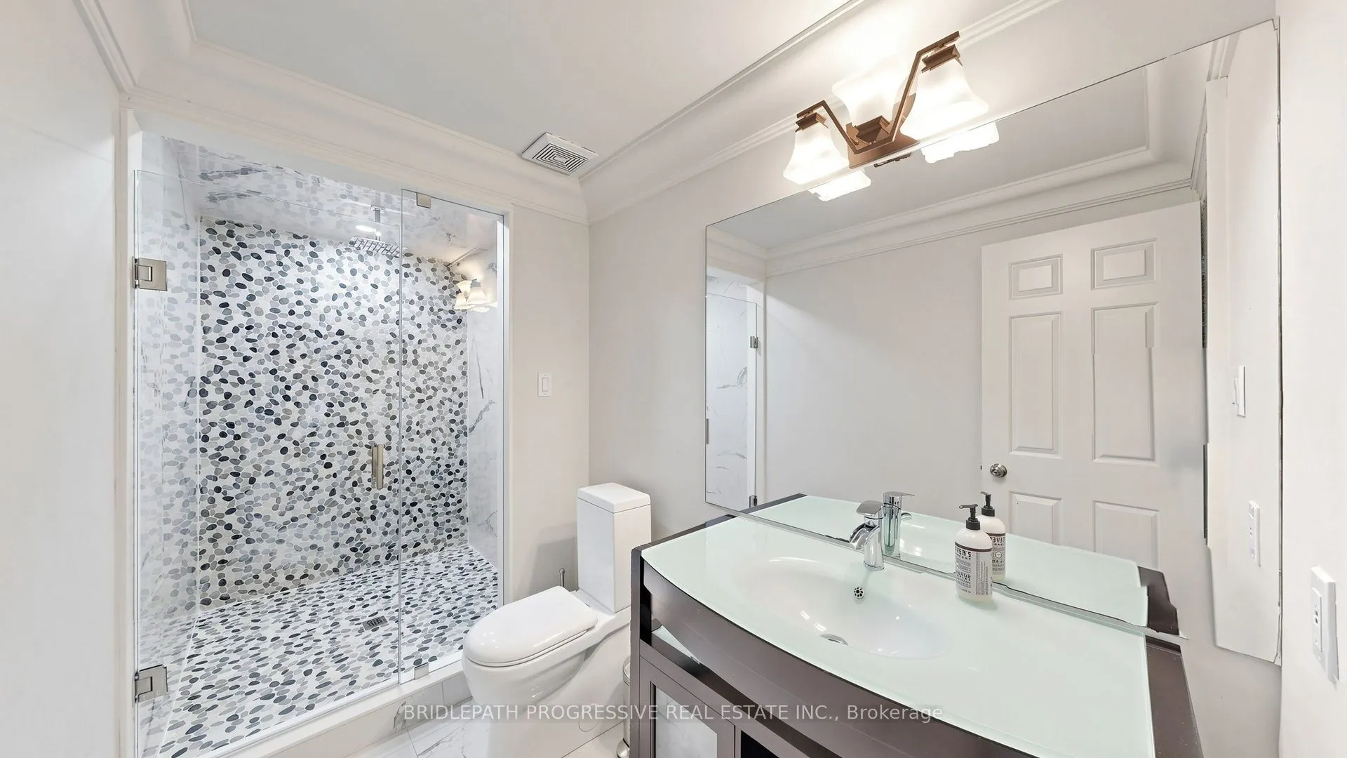 2 Thornlea Court