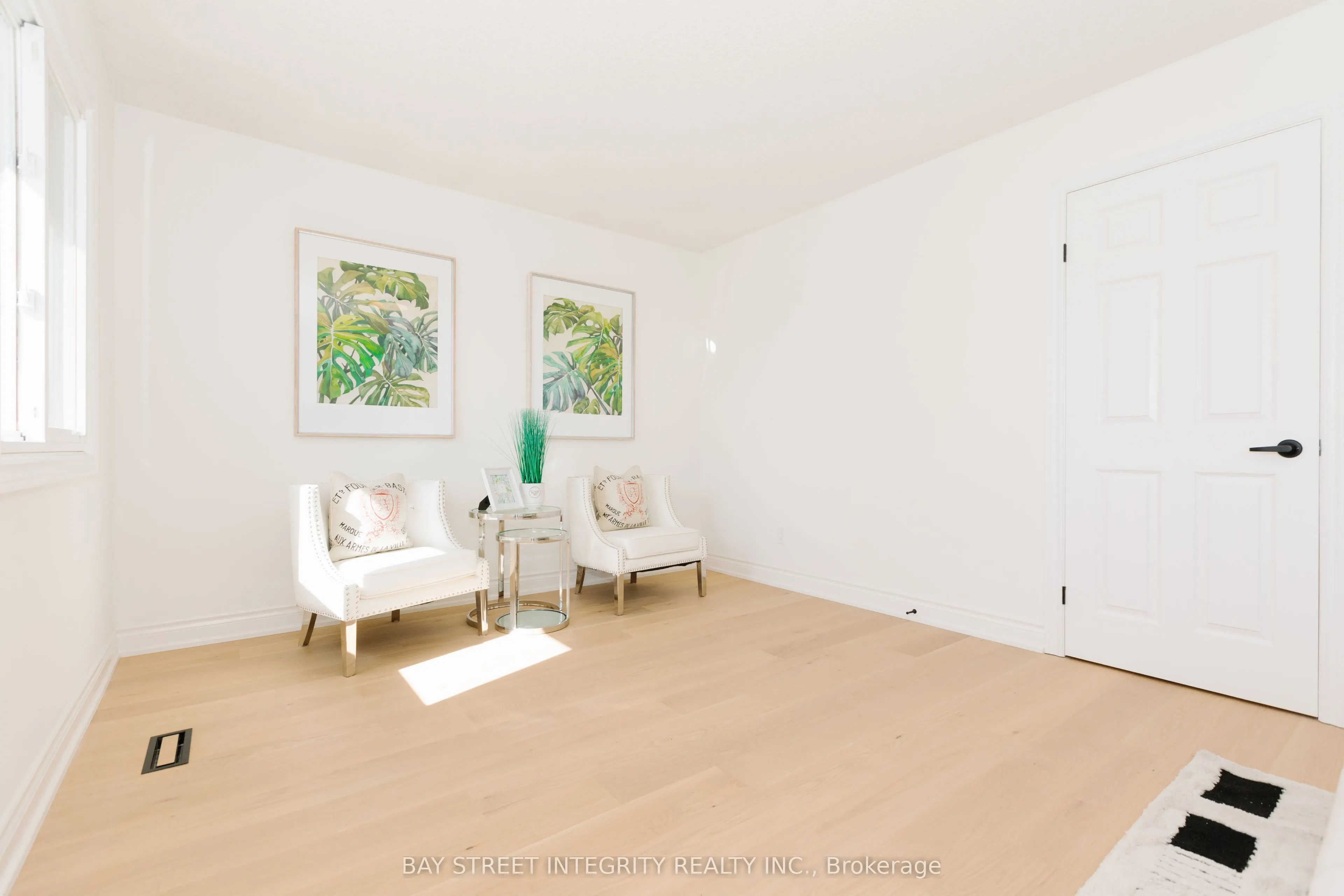 12 Charnwood Place