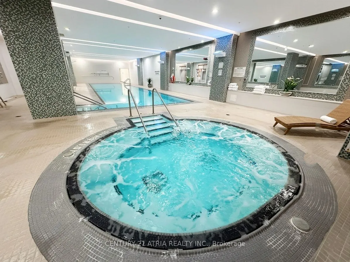 75 Norman Bethune Avenue #310