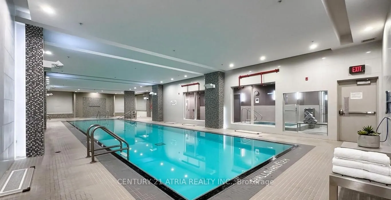 75 Norman Bethune Avenue #310