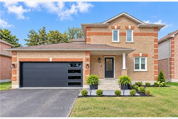 10 Daniele Avenue S
