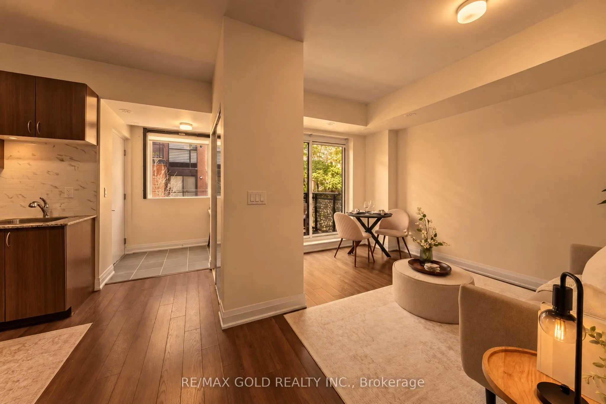 18 Coles Avenue #602