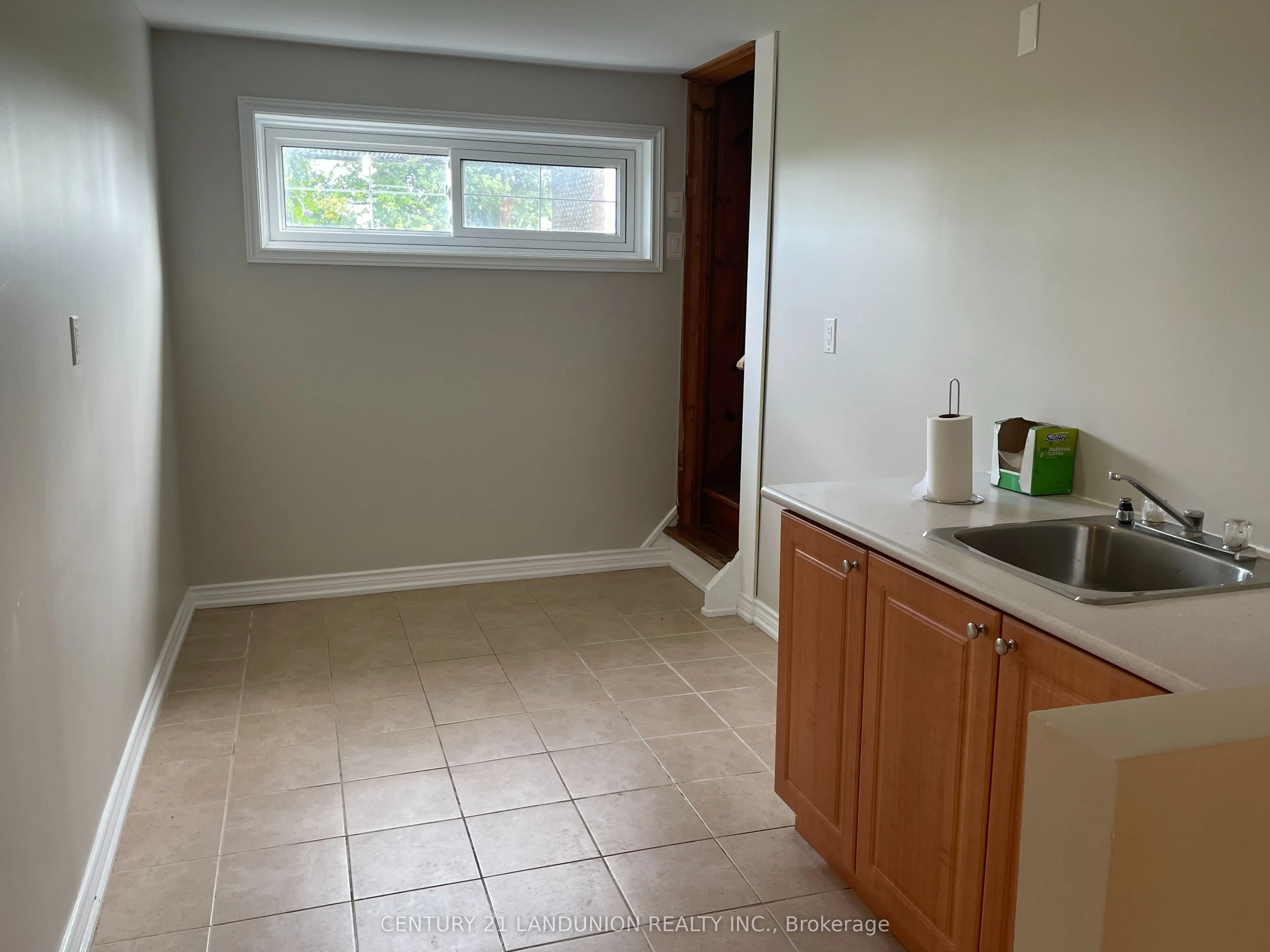 20215 Woodbine Avenue #Residence Primary Unit/B