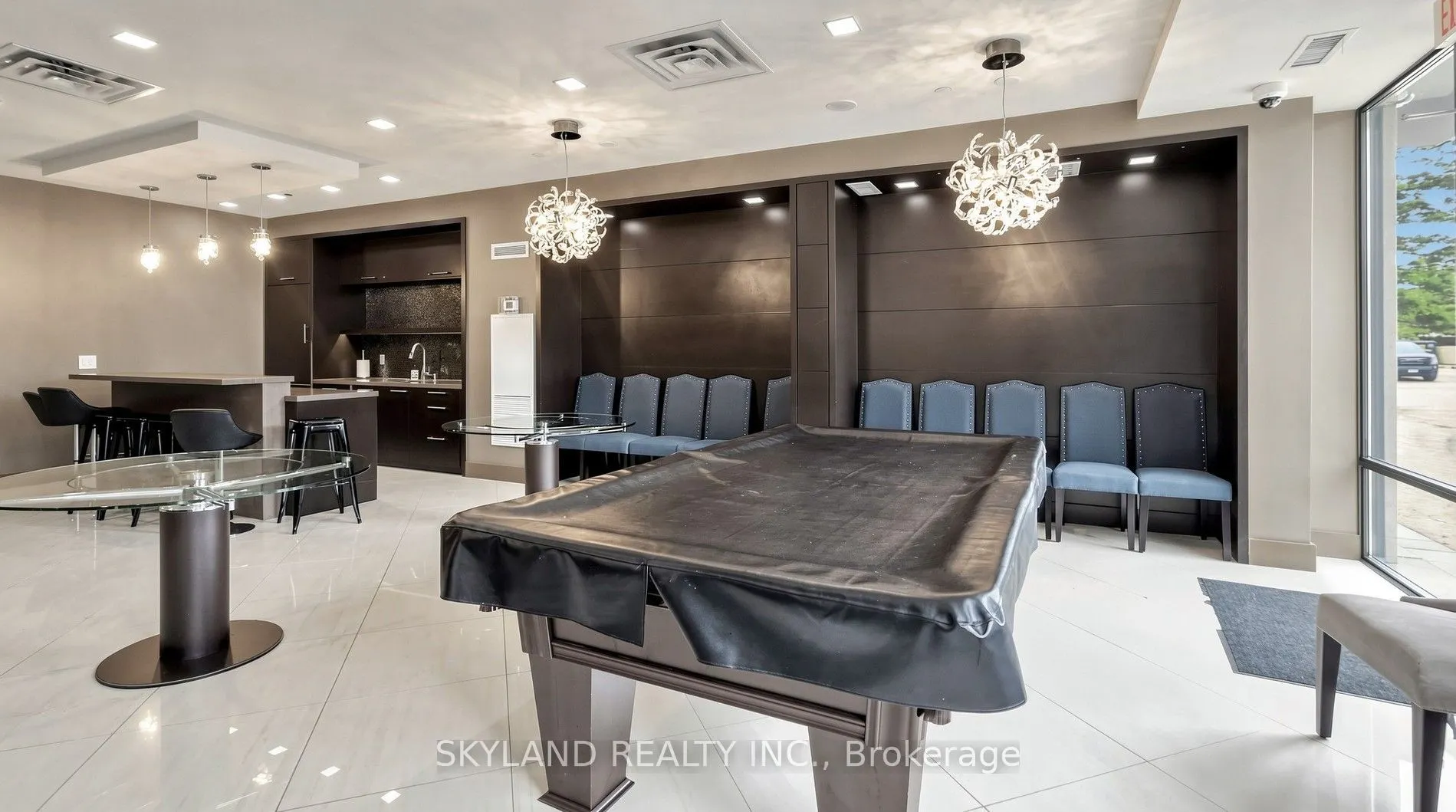 520 Steeles Avenue W #102