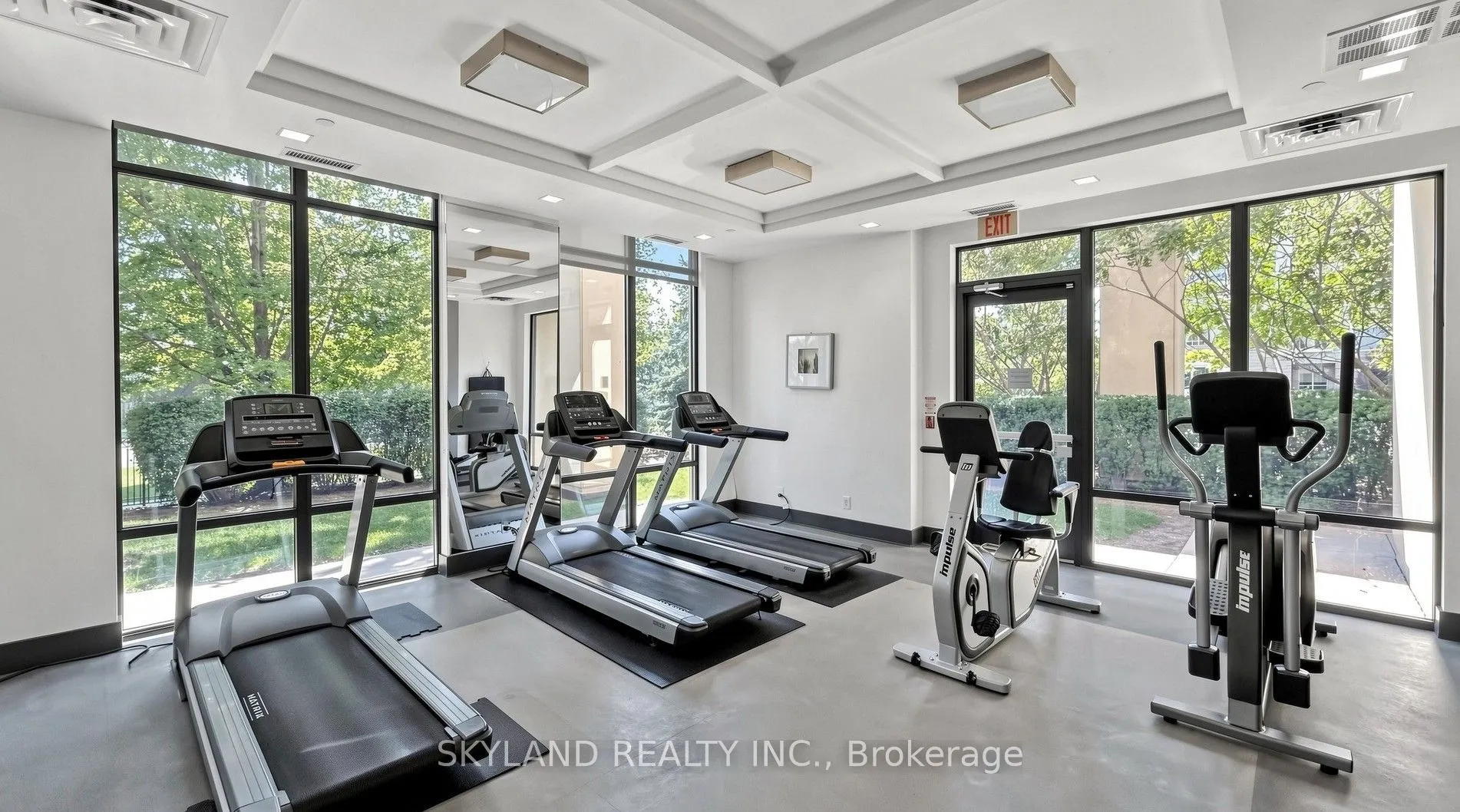 520 Steeles Avenue W #102