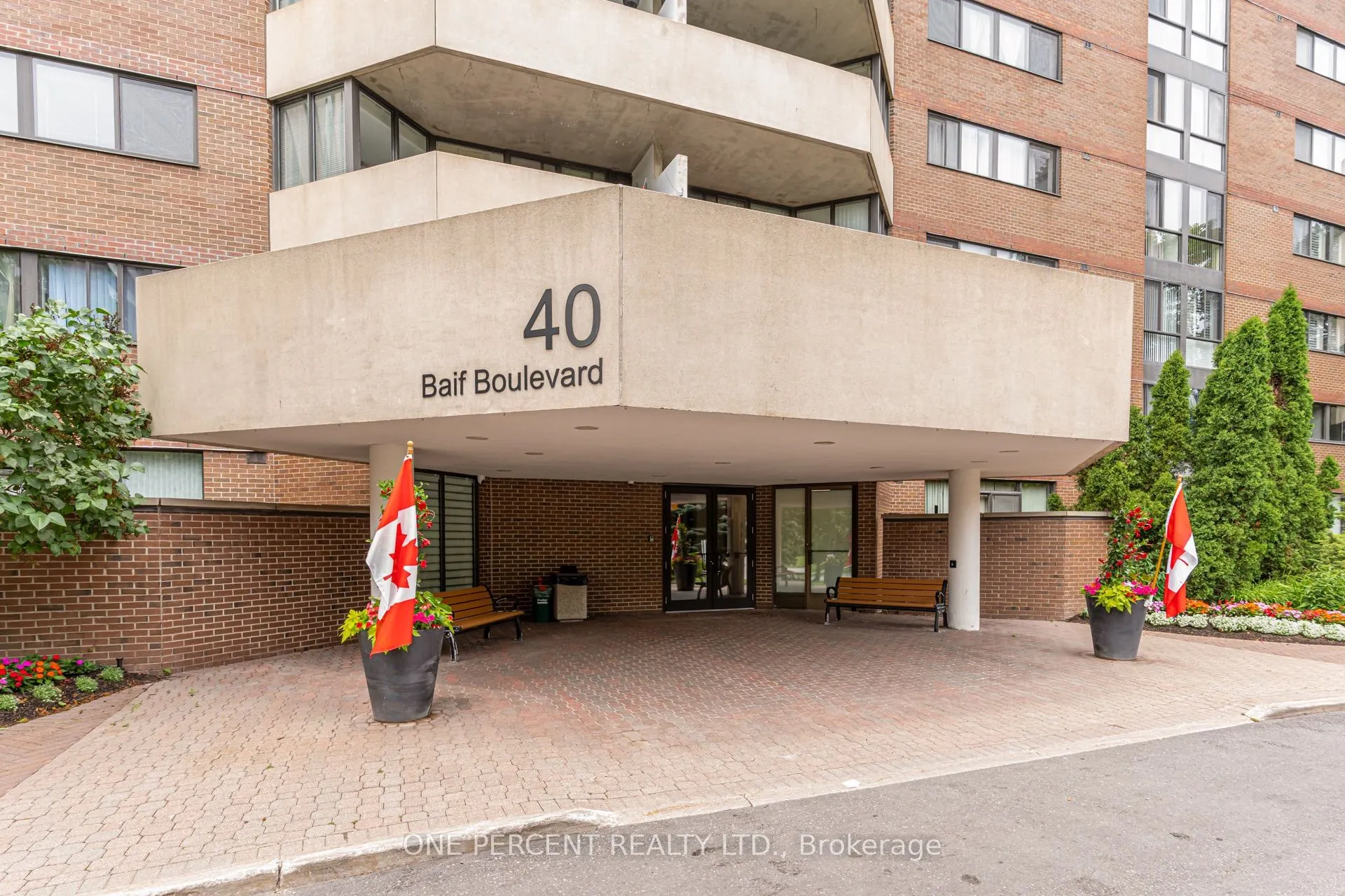 40 Baif Boulevard #302