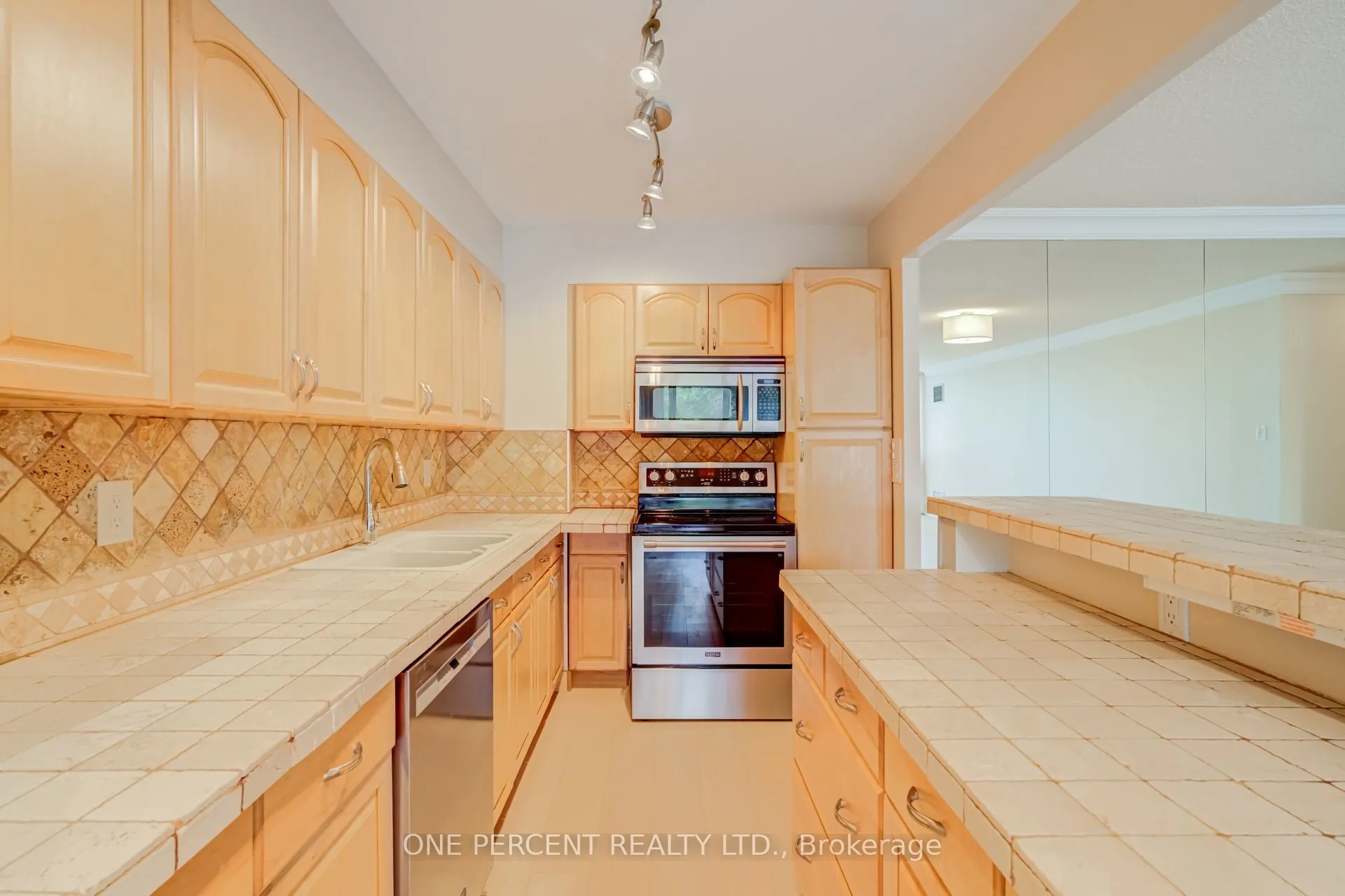 40 Baif Boulevard #302